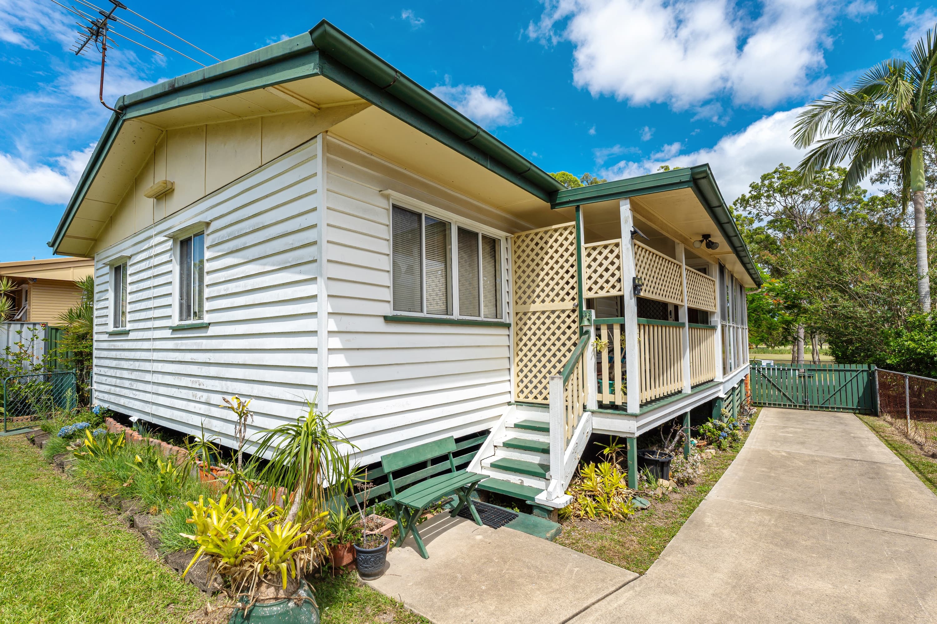 77 Gordon Street, Brighton - Image 1