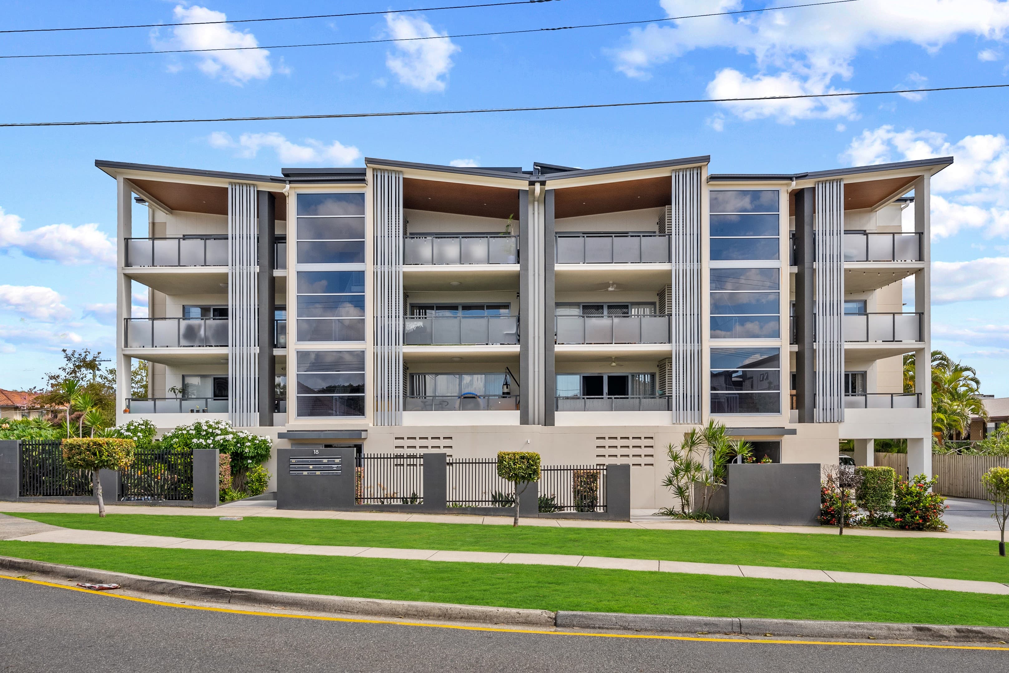 10/18 Buruda Street, Chermside - Image 1