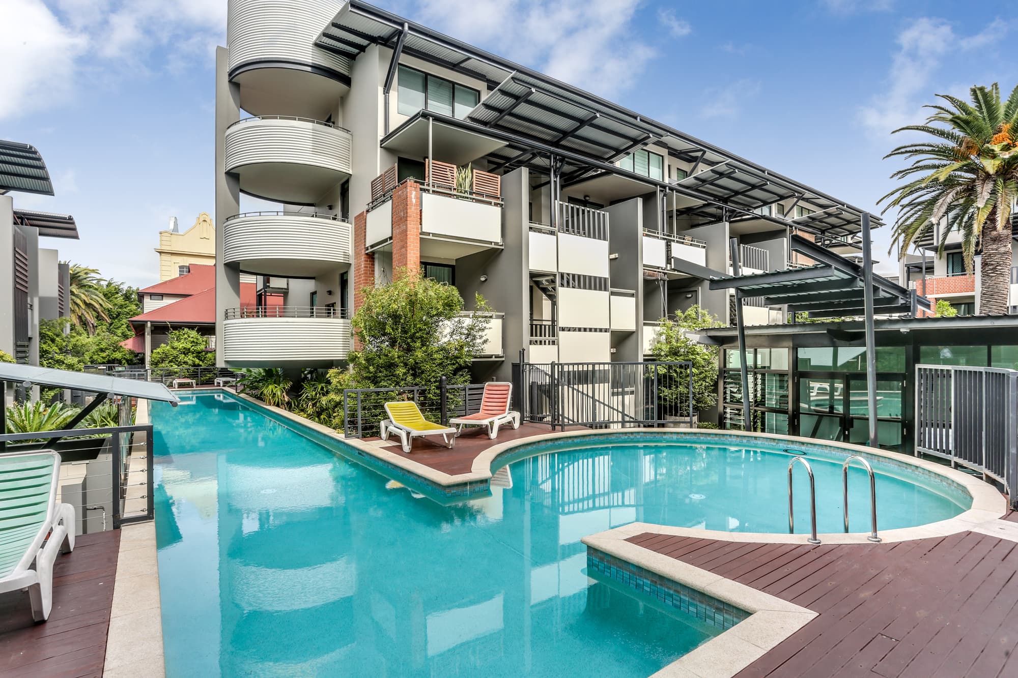 204/139 Commercial Road, Teneriffe - Image 1