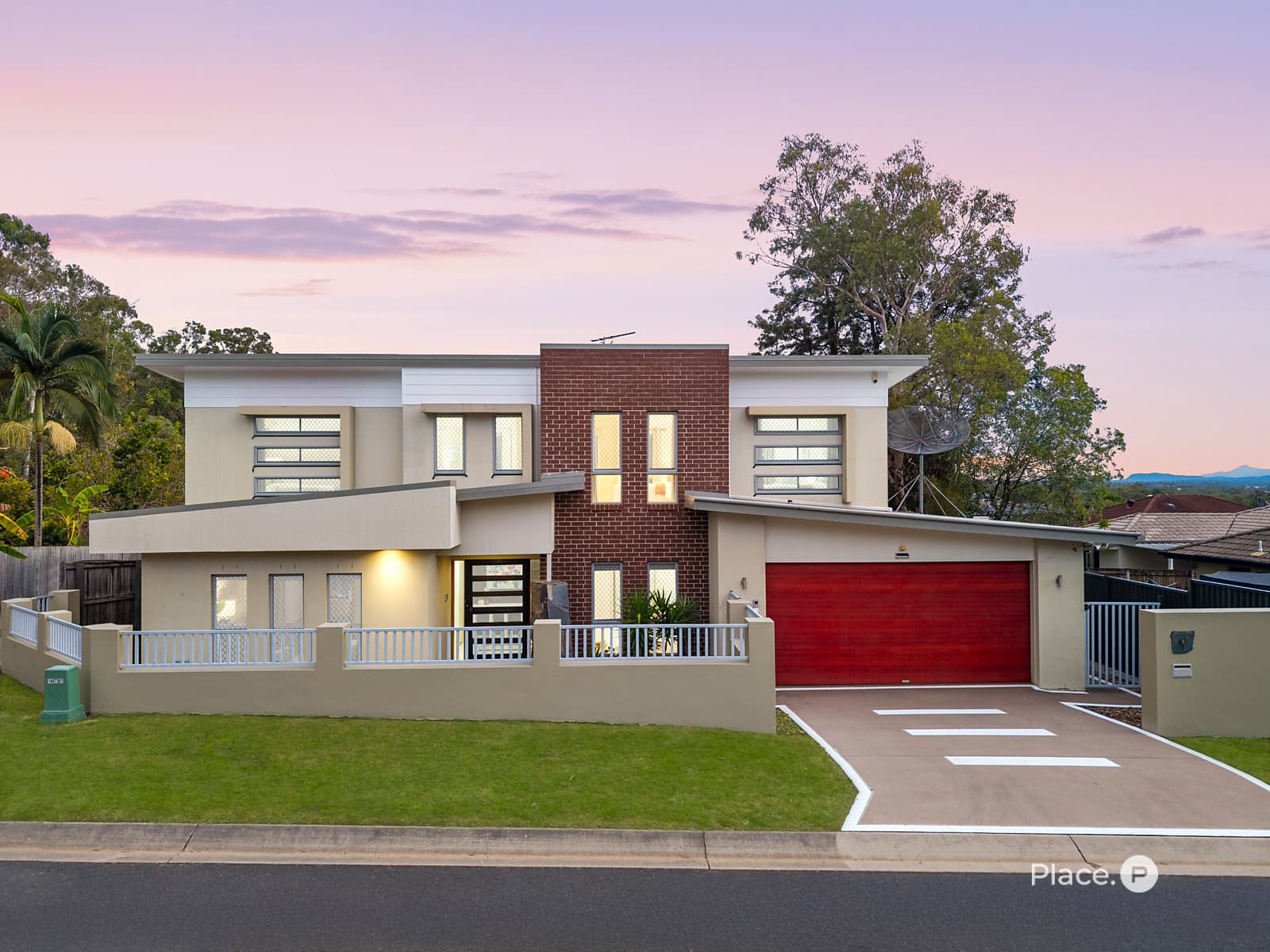 9 Ayesha Place, Calamvale - Image 1