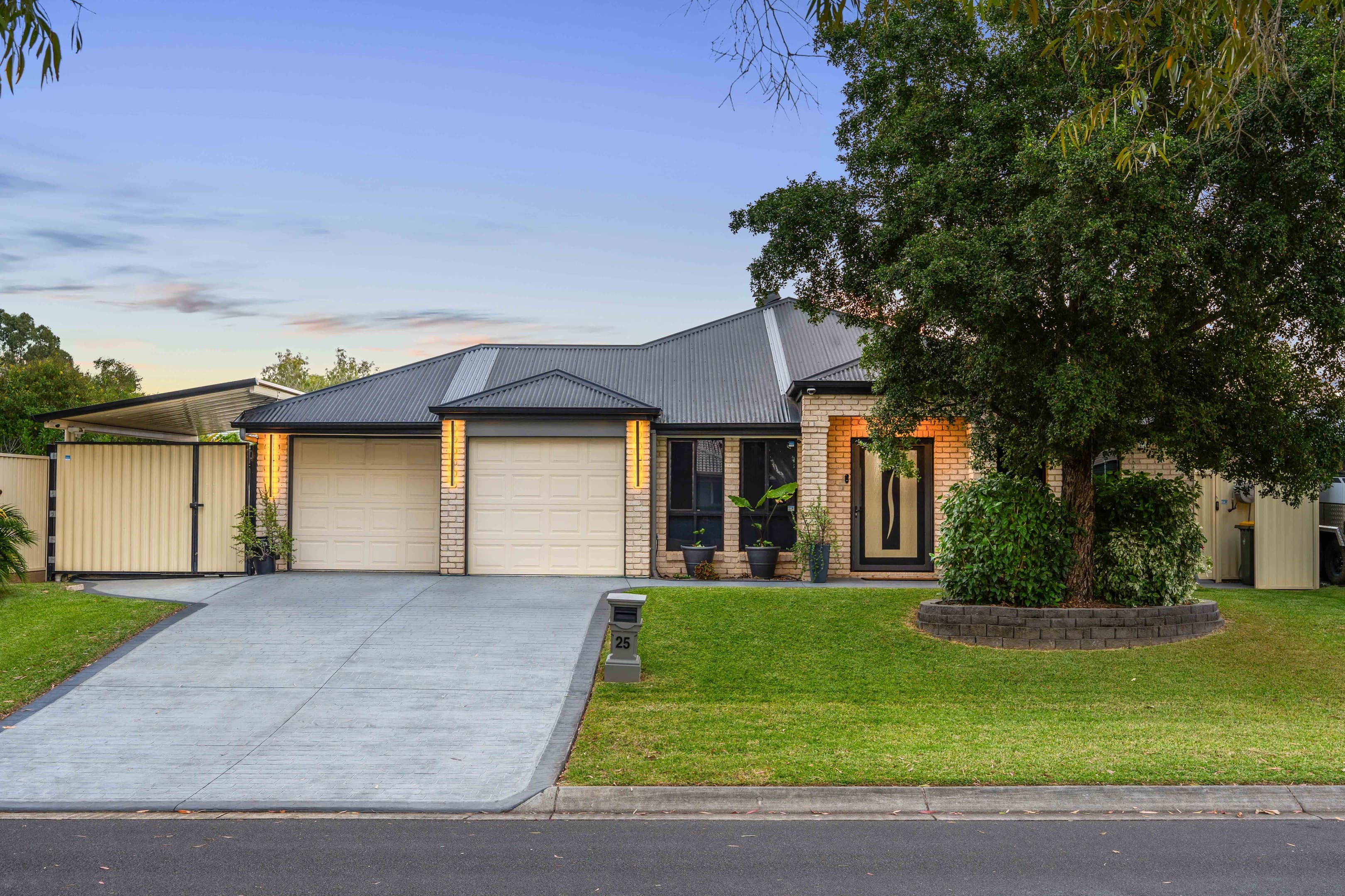 25 Jessica Crescent, Nudgee - Image 1