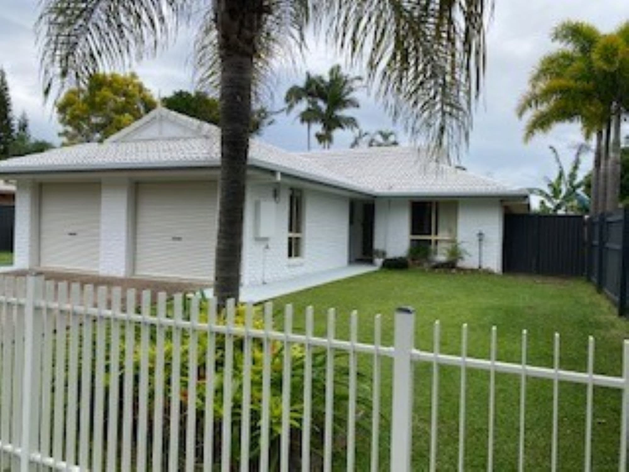 UNIT 2/60 Saffron Street, Elanora — photo 1 of 5