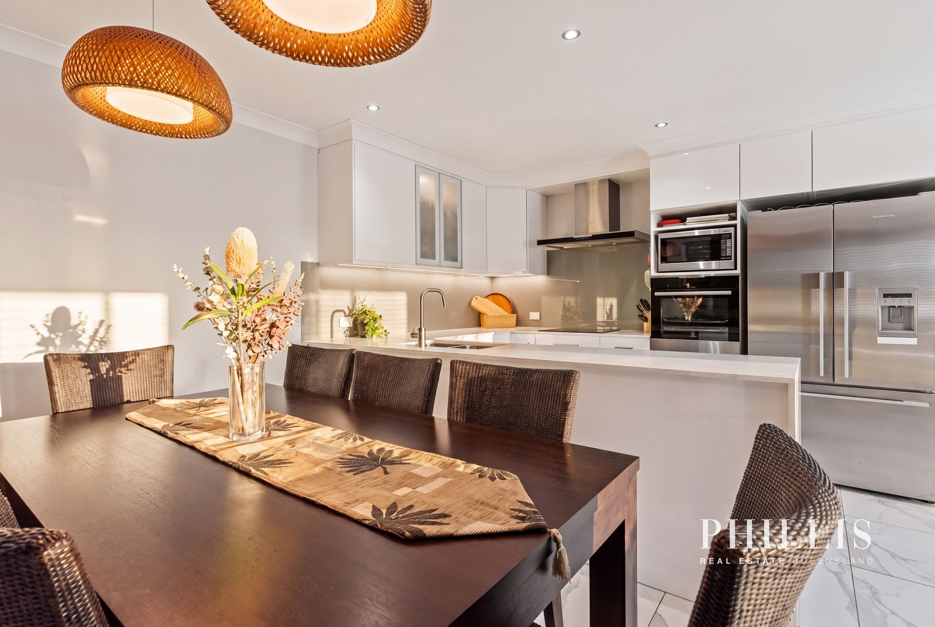 3/113 Whiting Street, Labrador — photo 1 of 5