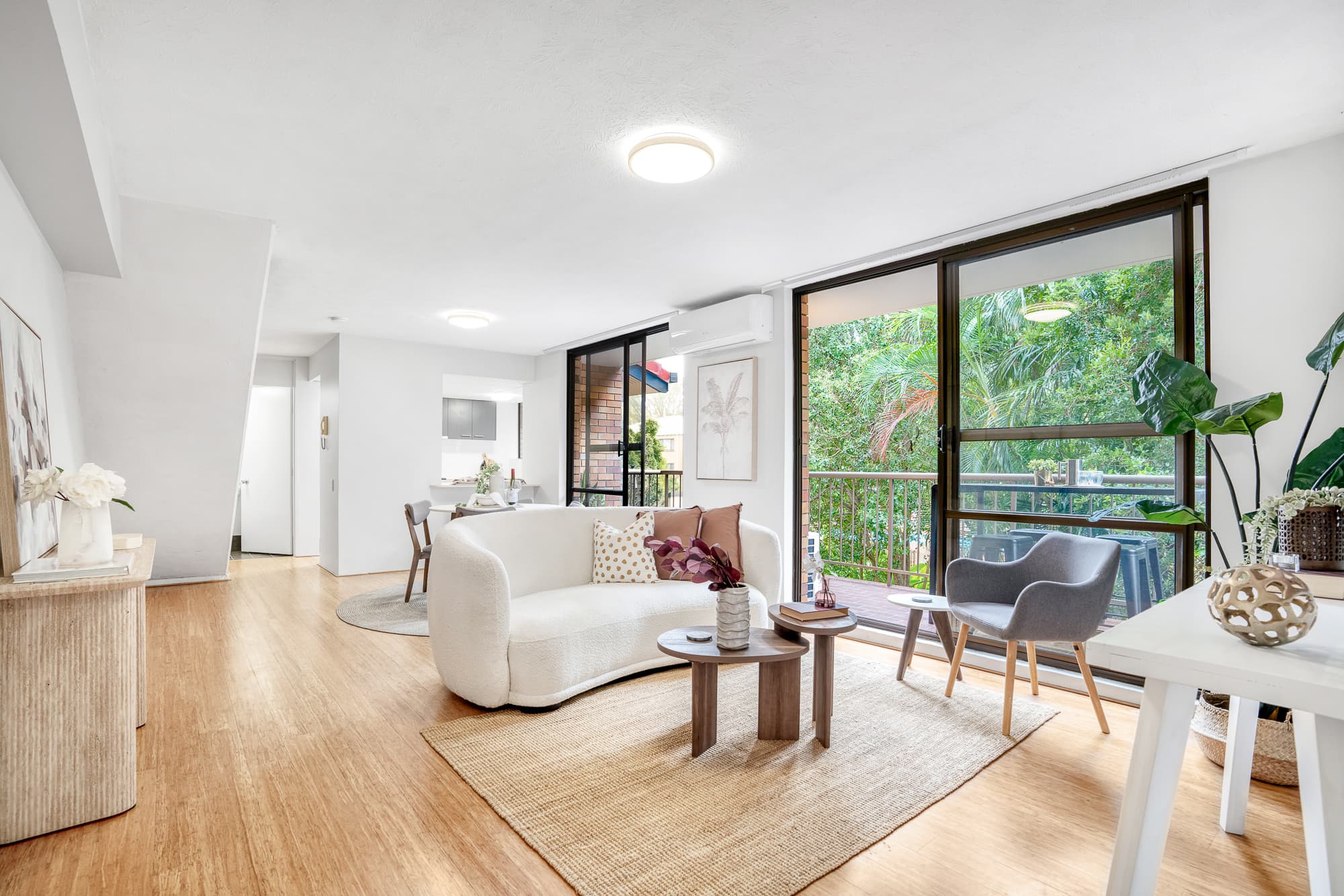 18/9 Land Street, Toowong - Image 1