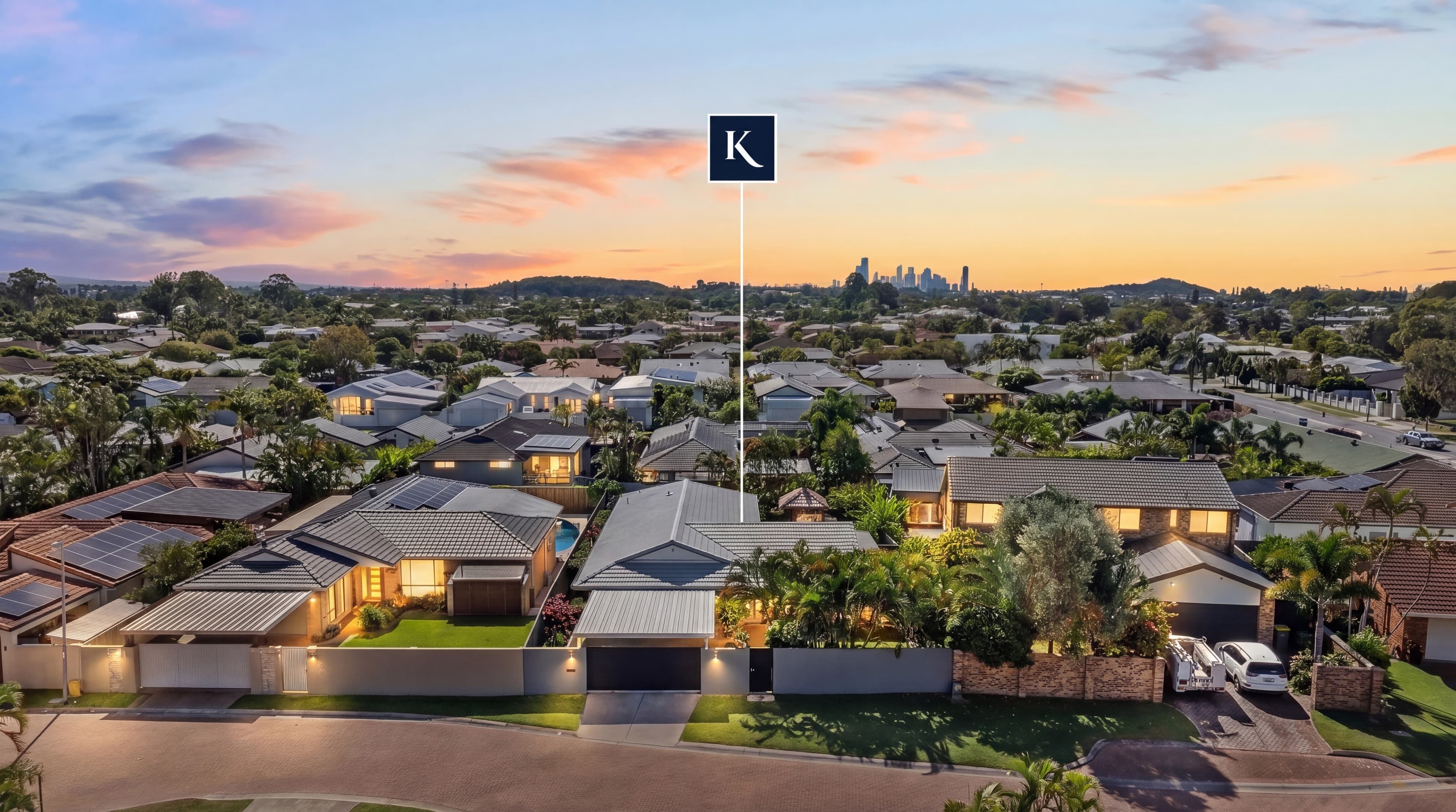 5 Pintail Crescent, Burleigh Waters - Image 1