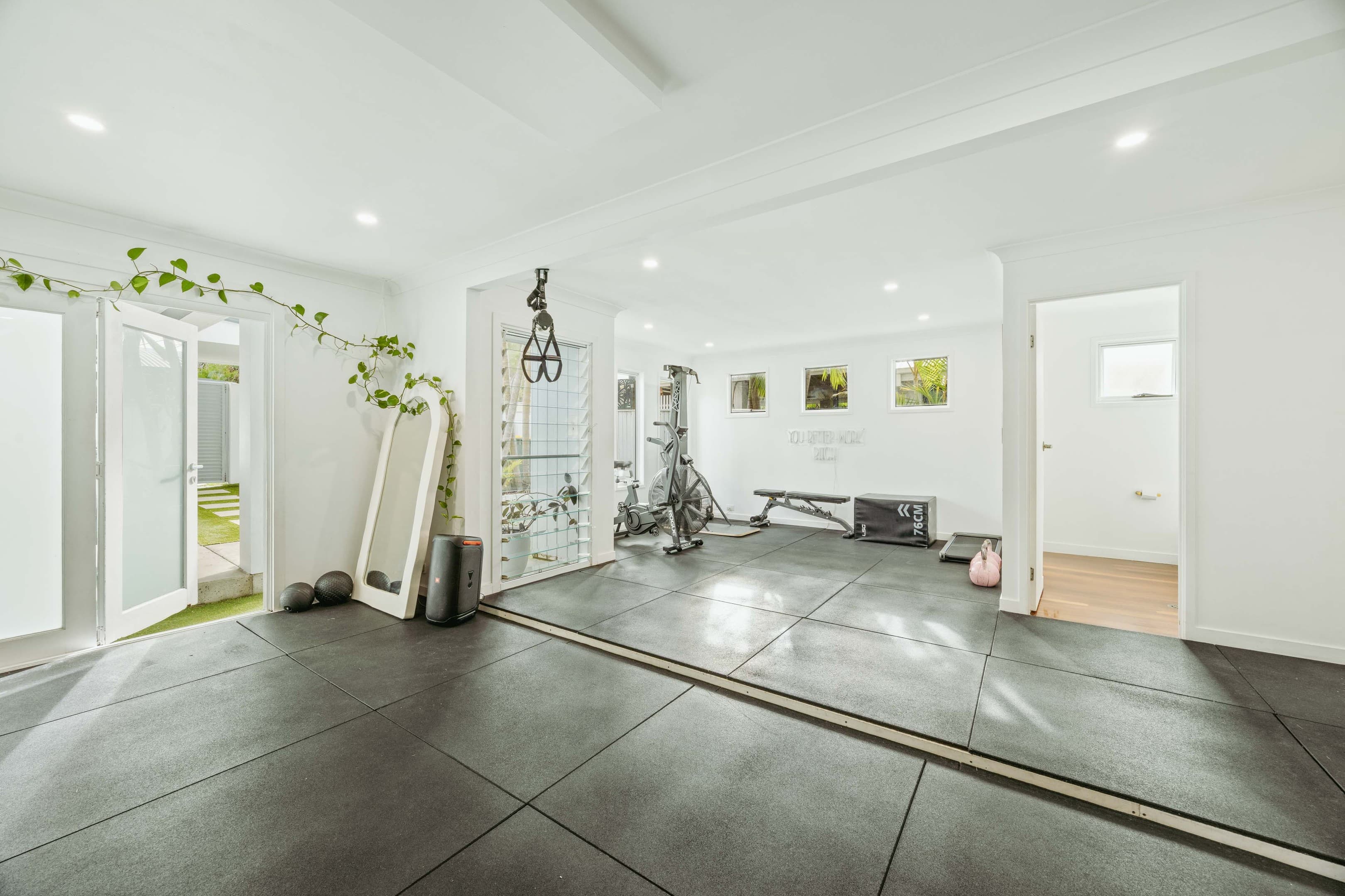 21 Monash Street, Tugun — photo 3 of 5