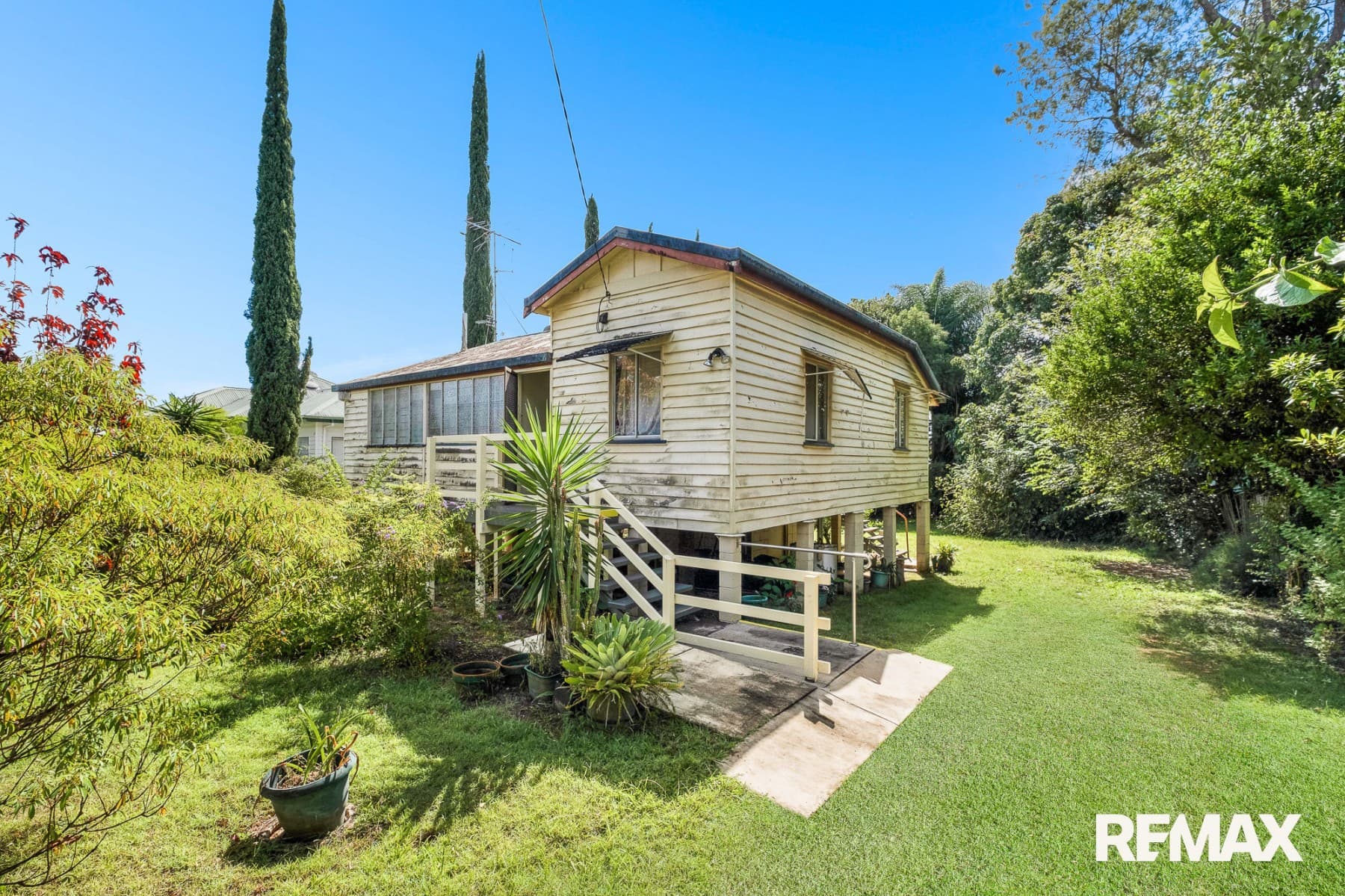 34 Vernon Street, Nambour — photo 2 of 5