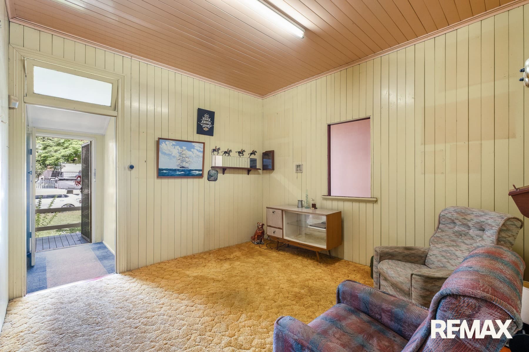 34 Vernon Street, Nambour — photo 3 of 5