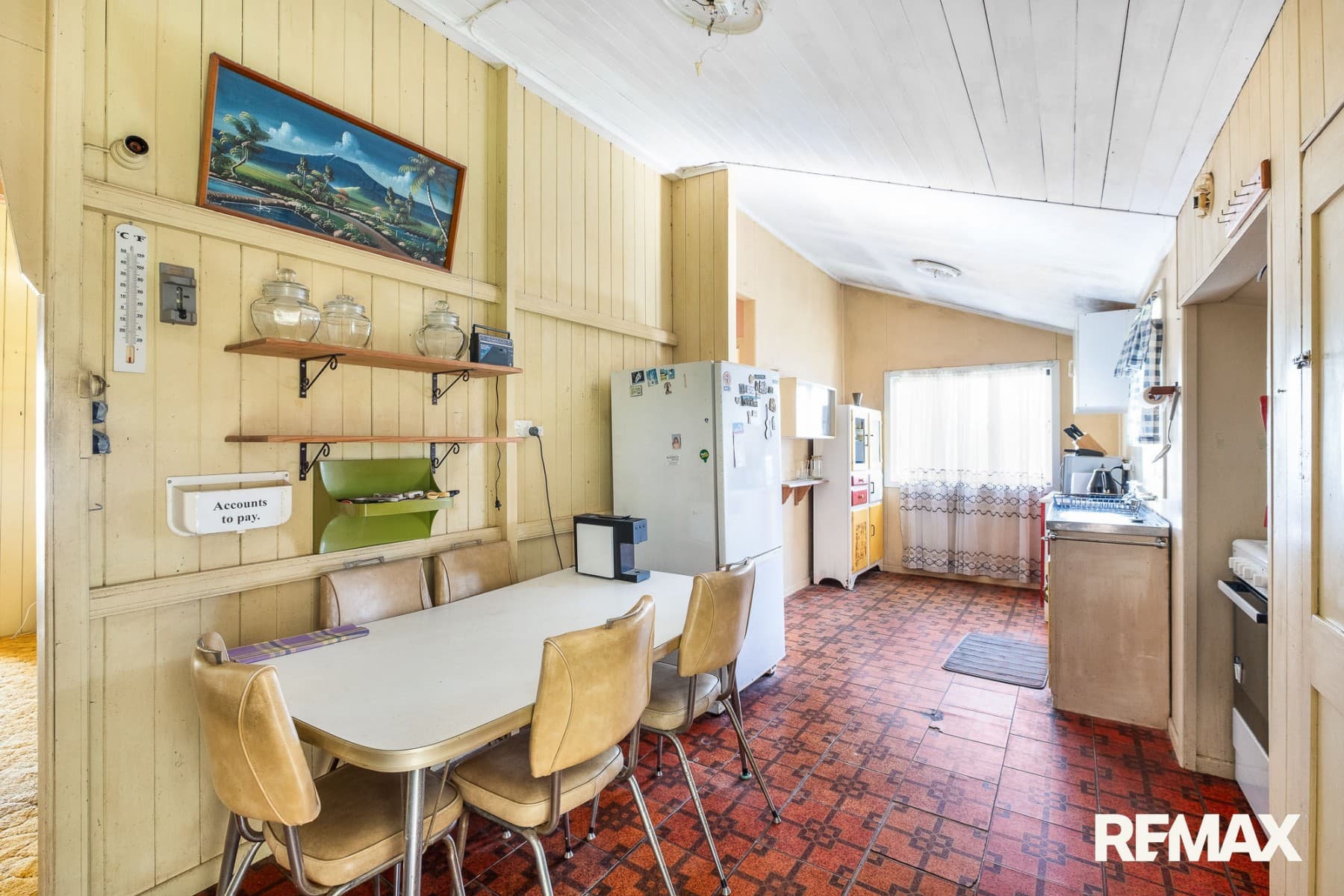 34 Vernon Street, Nambour — photo 4 of 5