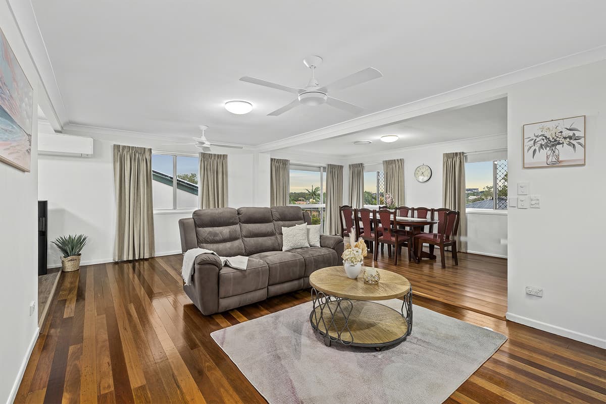 6 Kavanagh Road, Wishart — photo 3 of 25