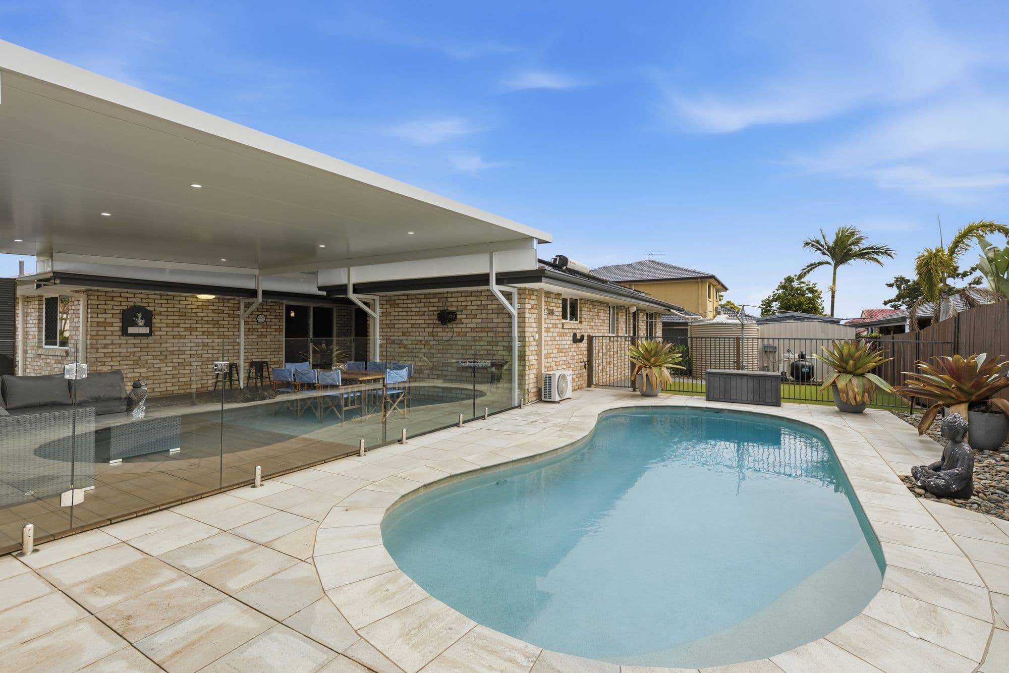 6 Glenna Place, Parkinson — photo 1 of 5