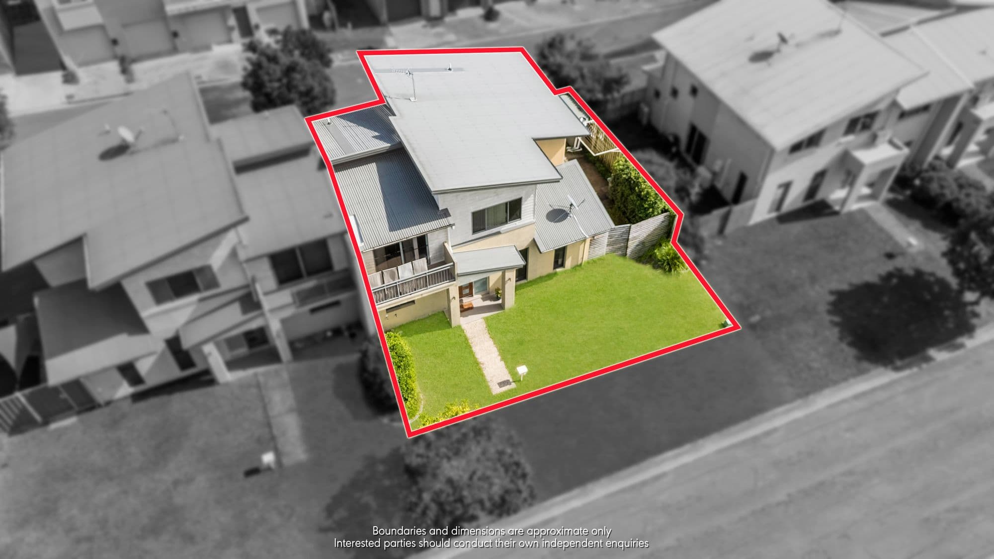1/3 Elise Avenue, Coomera — photo 1 of 5