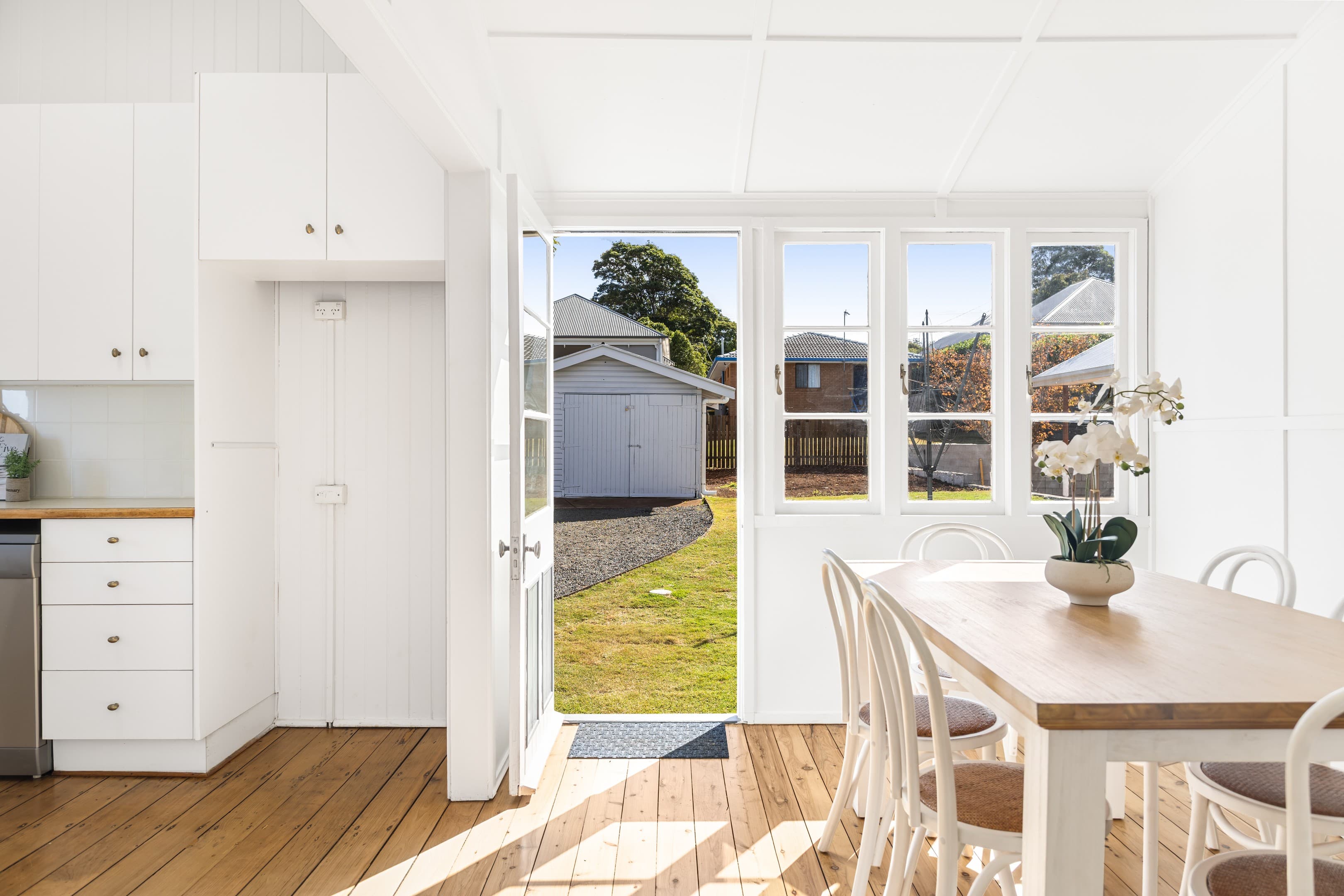 69 Geoffrey Street, Mount Lofty — photo 3 of 5