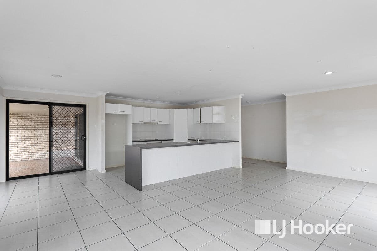 3 Bottlebrush Place, Laidley — photo 3 of 5