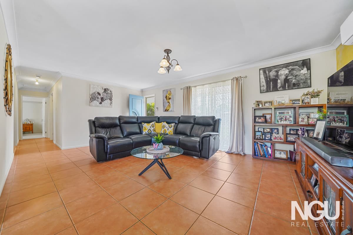 22 Love Street, Crestmead — photo 3 of 5