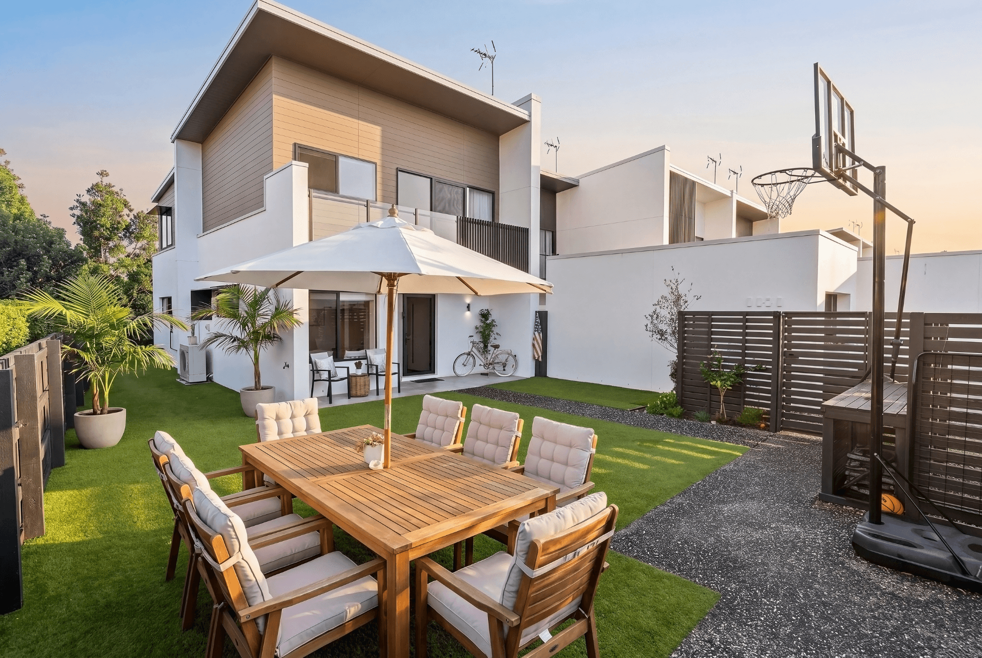 1056/154 Musgrave Avenue, Southport — photo 1 of 5