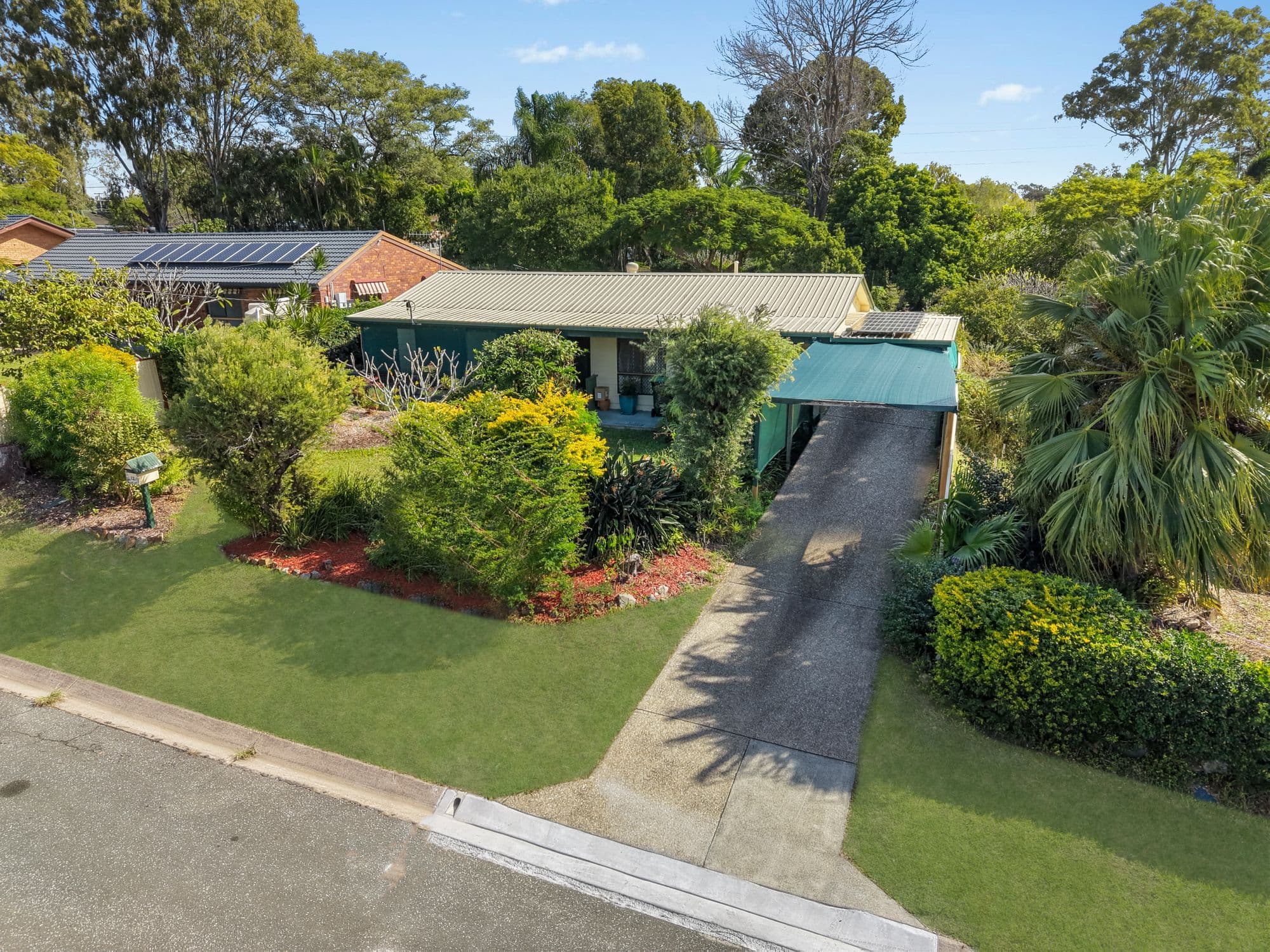 12 Kelly Street, Eagleby — photo 2 of 5
