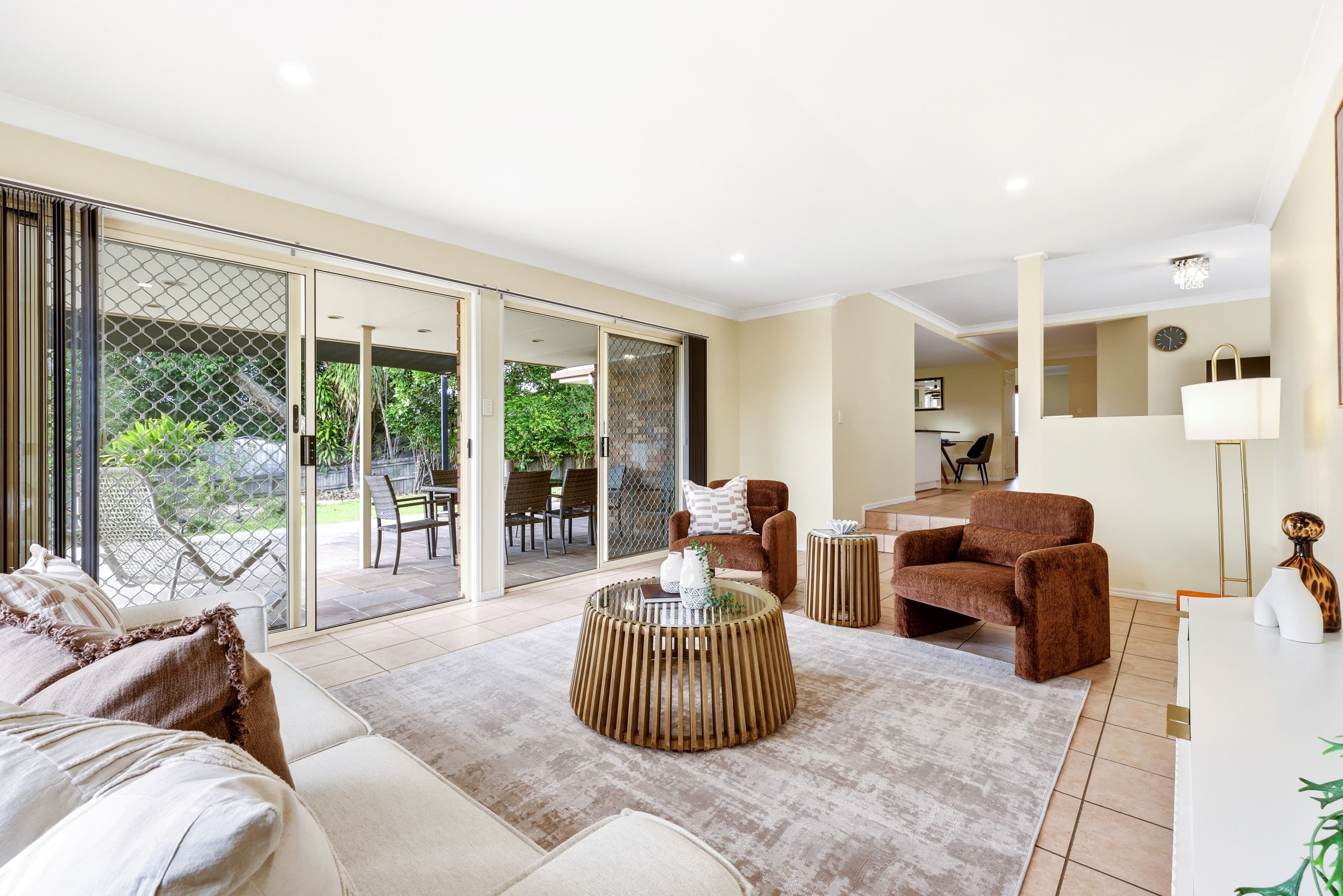 9 Carrington Place, Carindale — photo 1 of 5