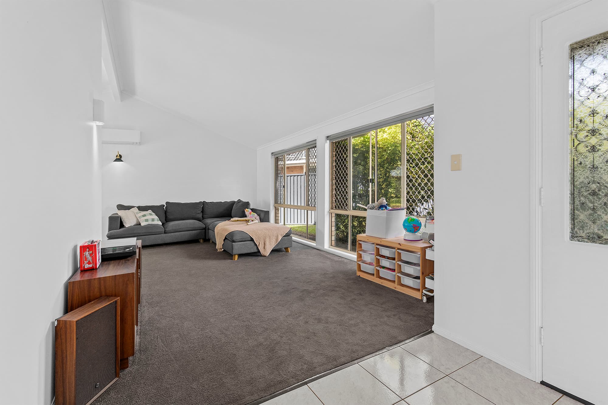 10 Mallee Court, Bridgeman Downs — photo 4 of 5