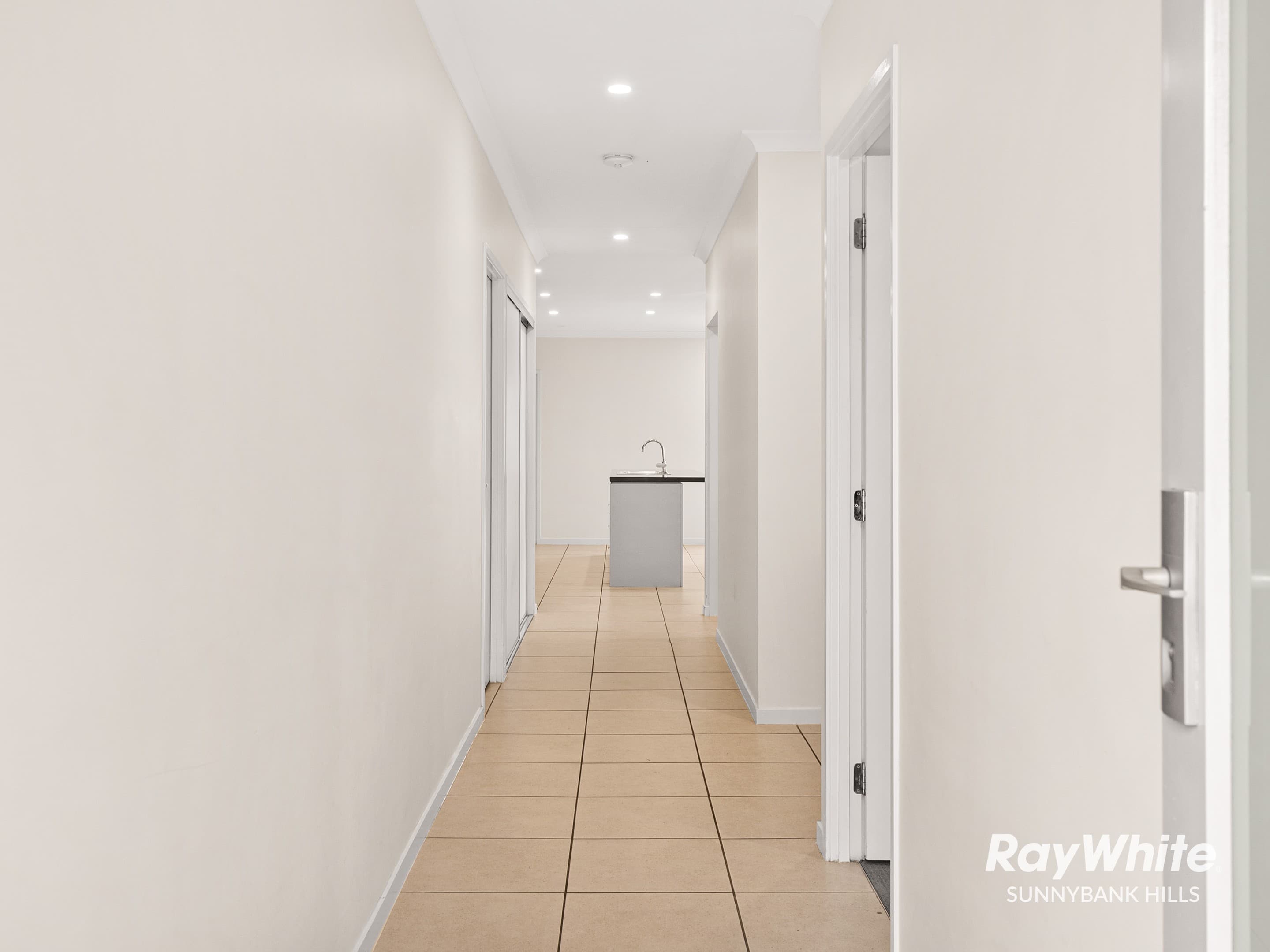 1 Jaiden Way, Coomera — photo 3 of 5