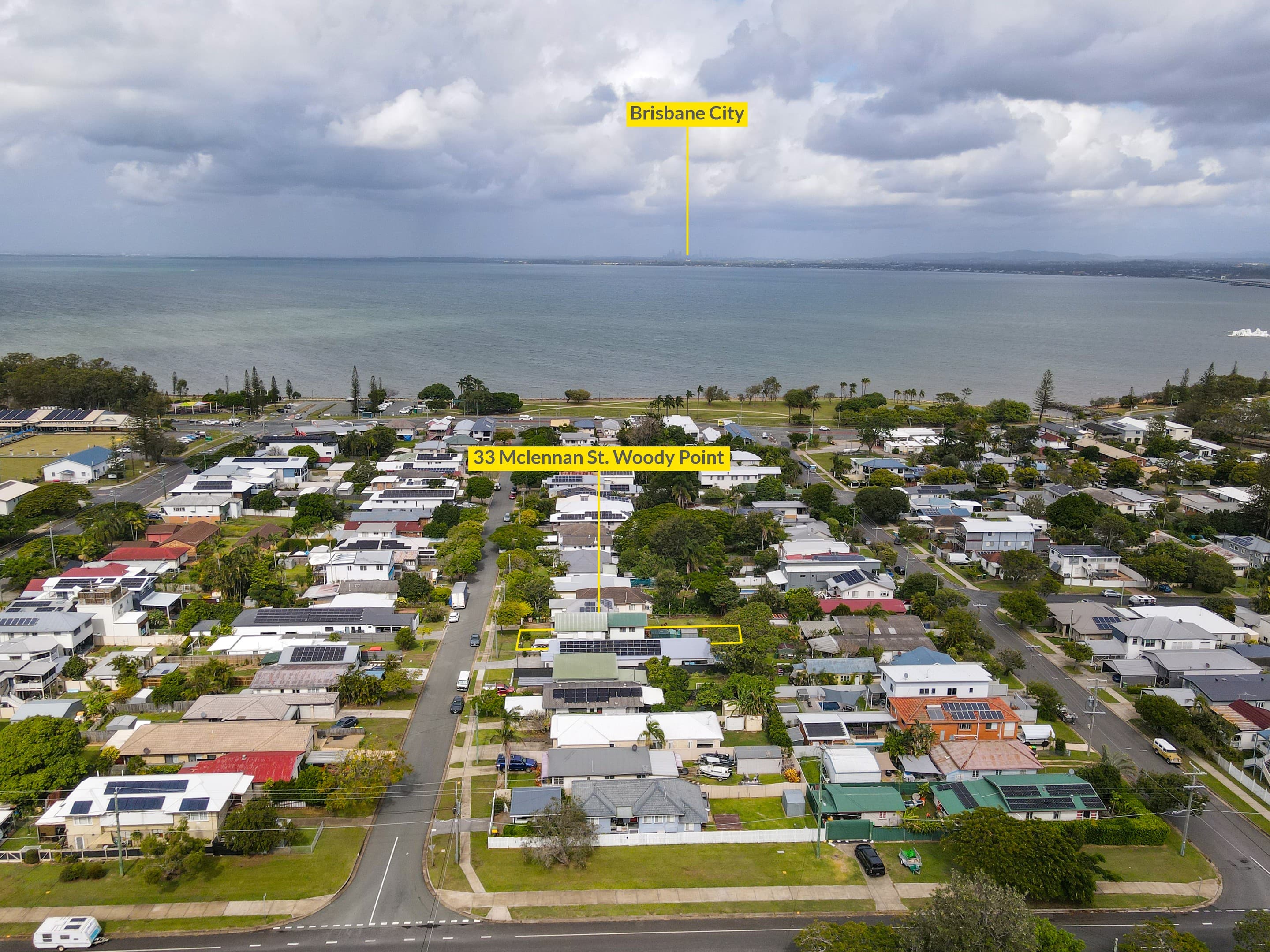 33 Mclennan Street, Woody Point — photo 3 of 5