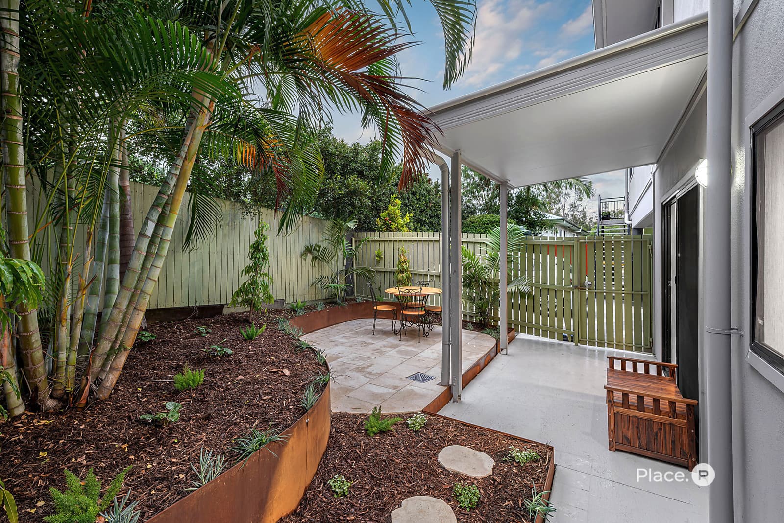 6/10 Biran Street, Camp Hill — photo 1 of 5