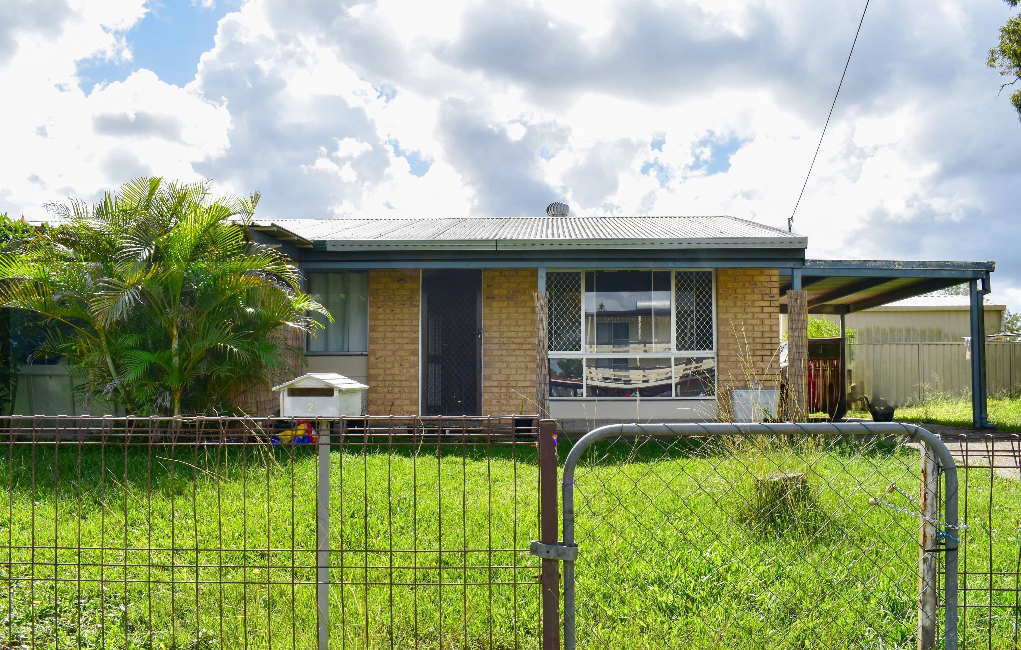 2 Parkland Court, Eagleby — photo 1 of 5