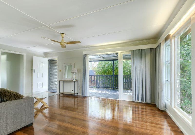 1087 Oxley Road, Oxley — photo 3 of 5