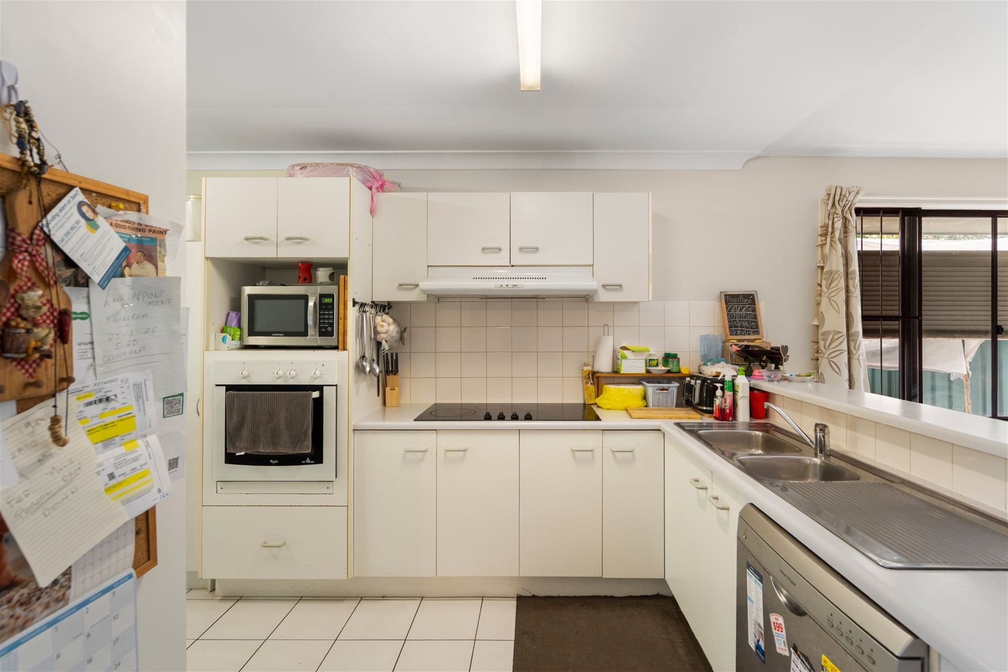 5 Faye Street, Thorneside — photo 2 of 5