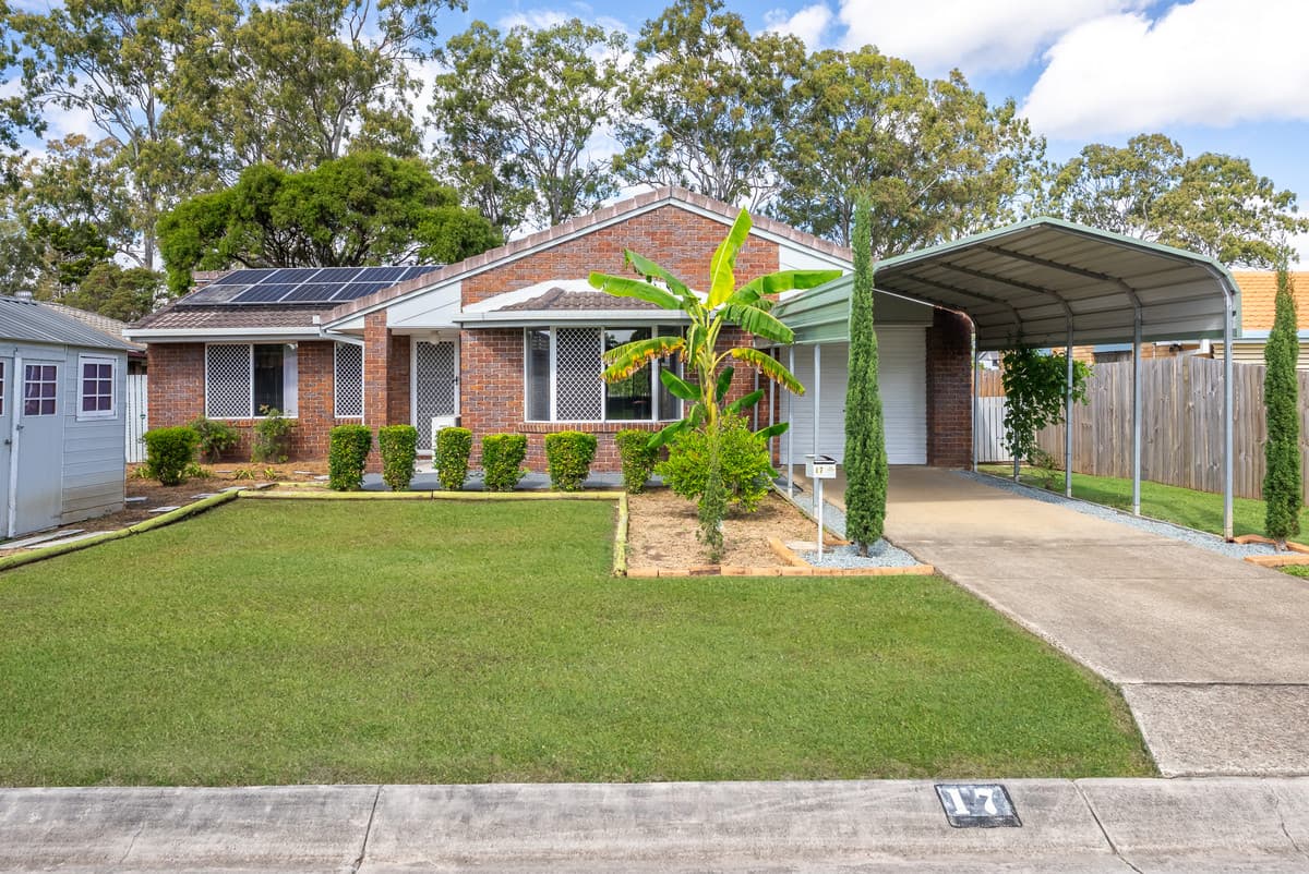 17 Parklands Circuit, Boondall — photo 1 of 5