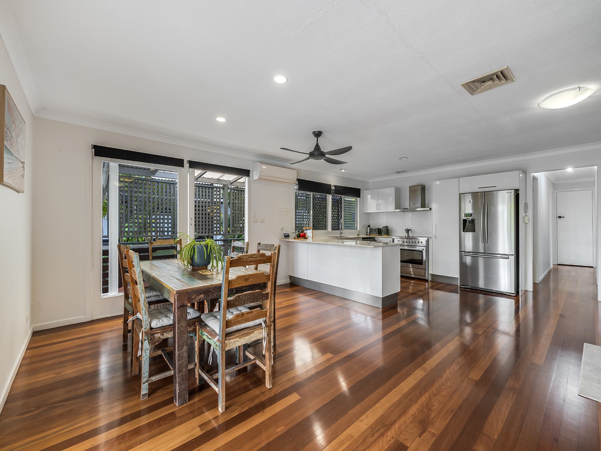 14 Edward Street, Alexandra Headland — photo 2 of 19