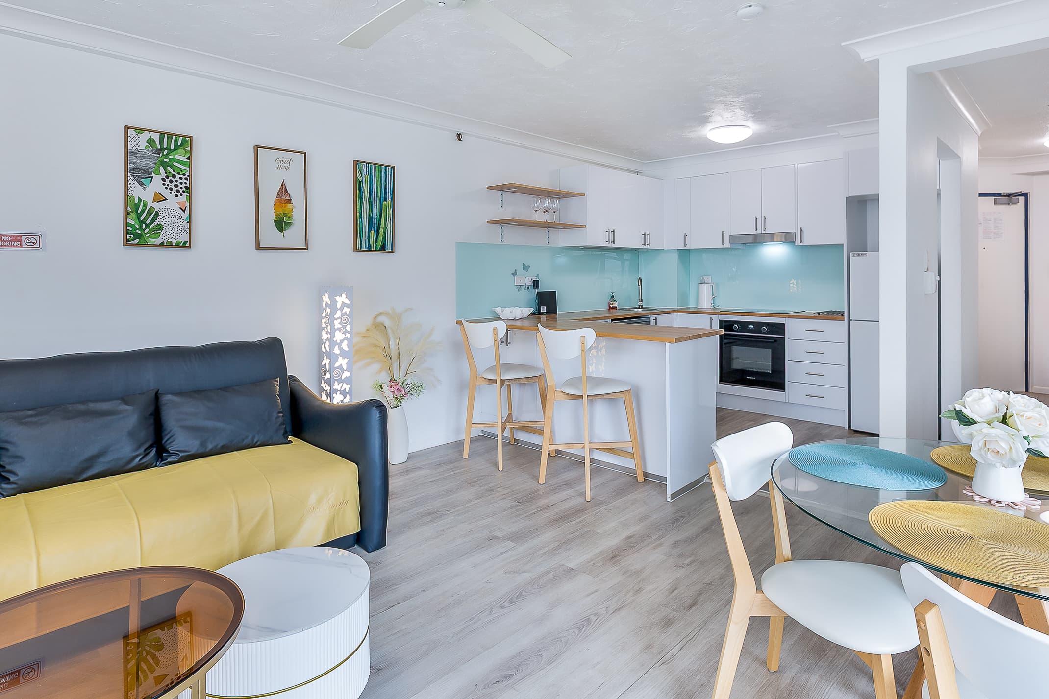 311/18 Hanlan Street, Surfers Paradise — photo 1 of 5