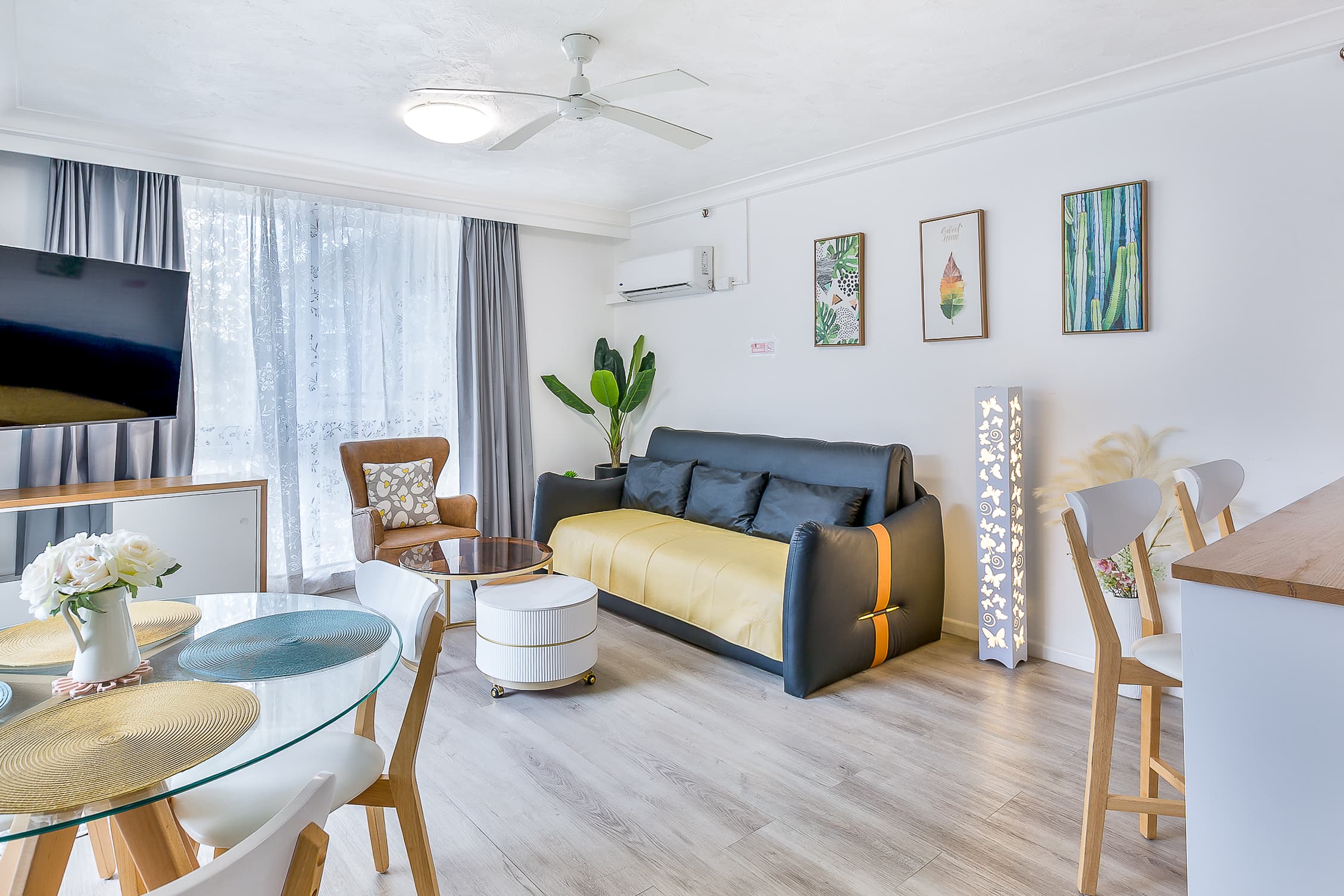311/18 Hanlan Street, Surfers Paradise — photo 2 of 5