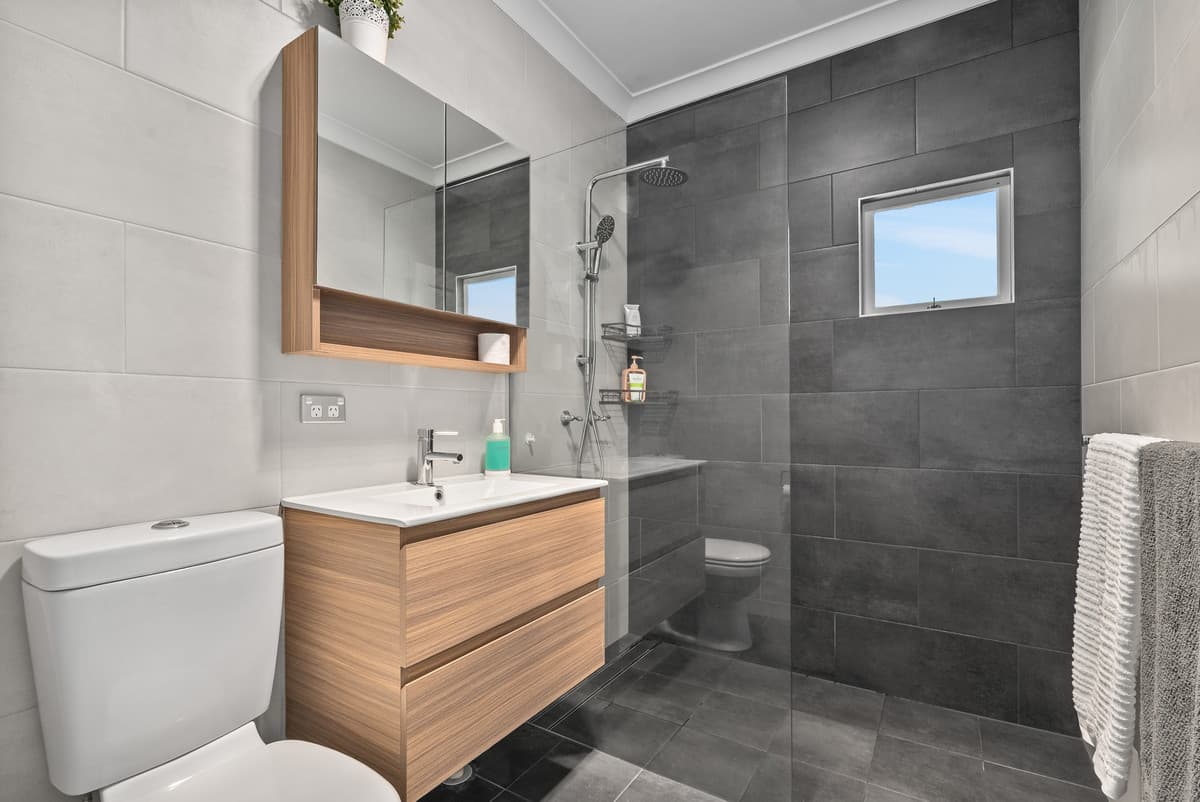 48 Hirschfield Street, Zillmere — photo 3 of 5