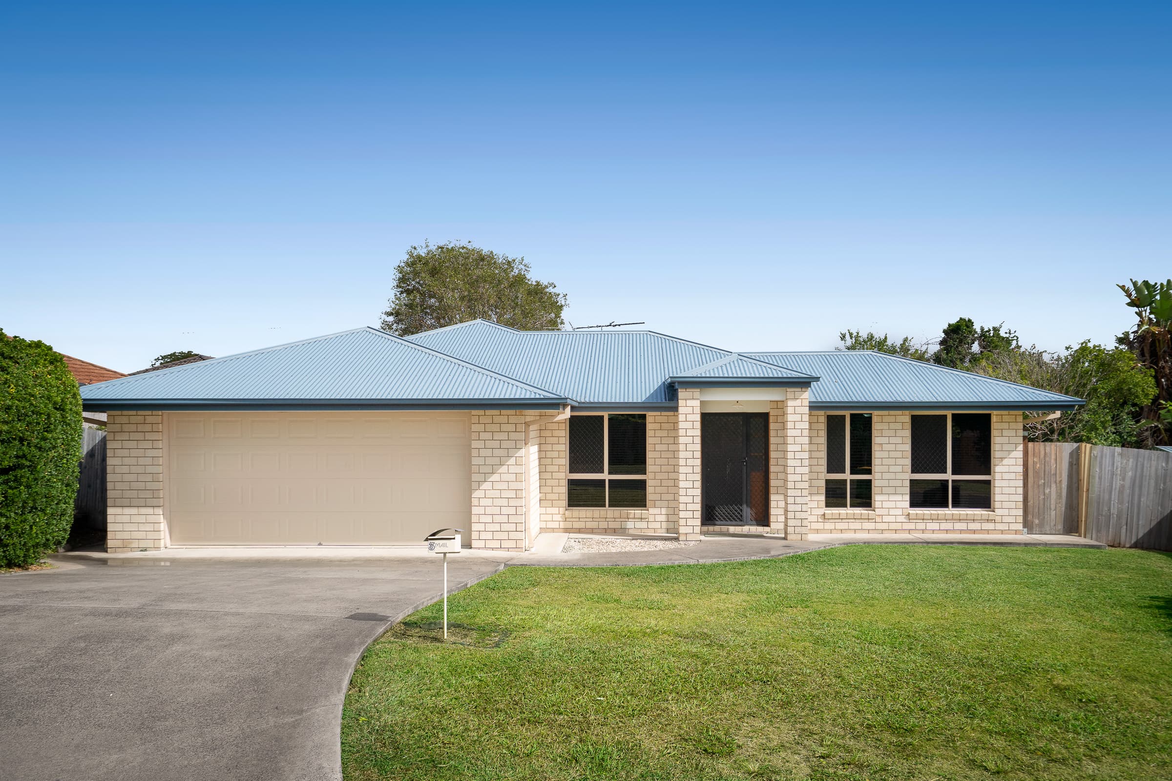 3 Glengarry Lane, Raceview — photo 1 of 5