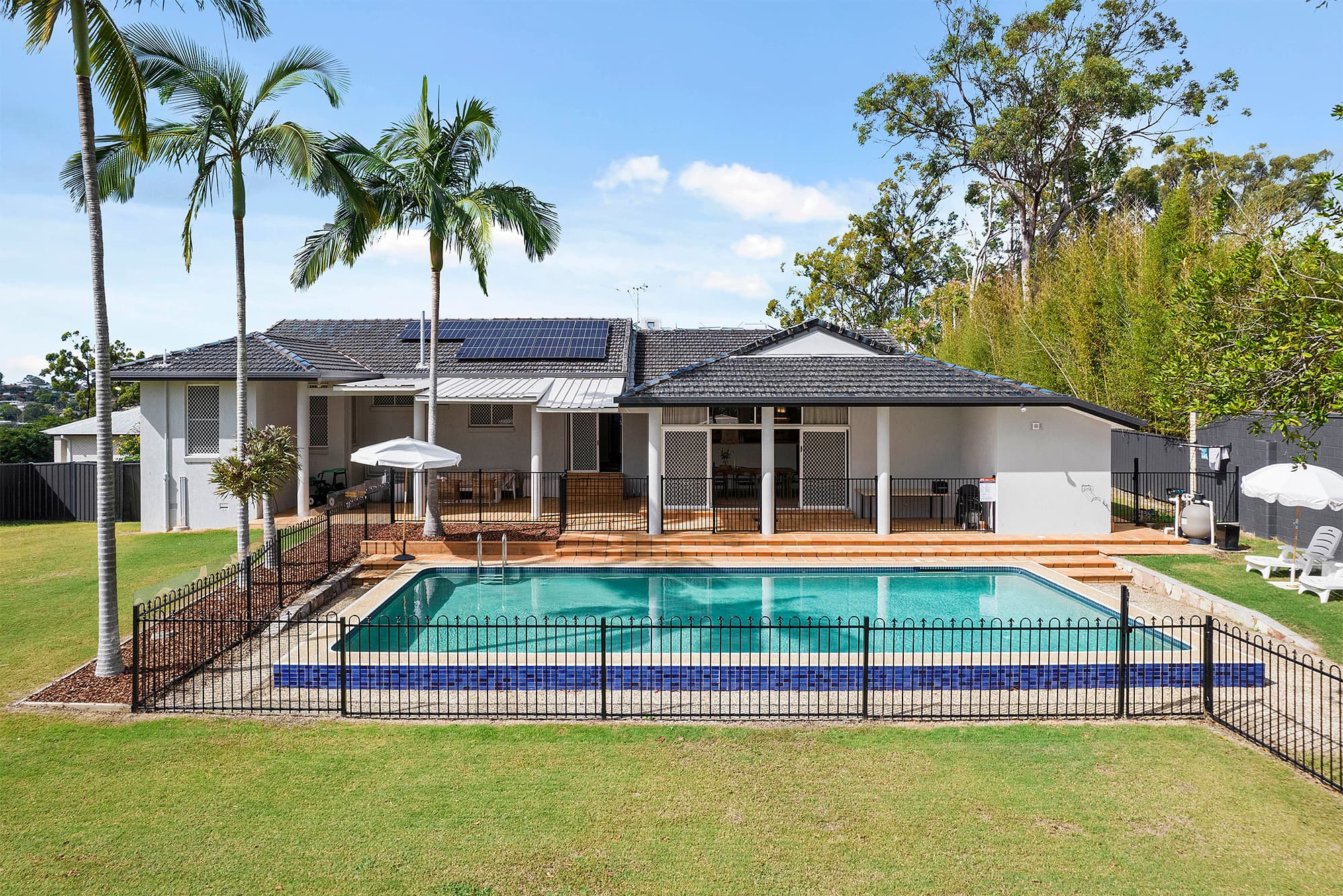 238 Maundrell Terrace, Aspley — photo 1 of 5