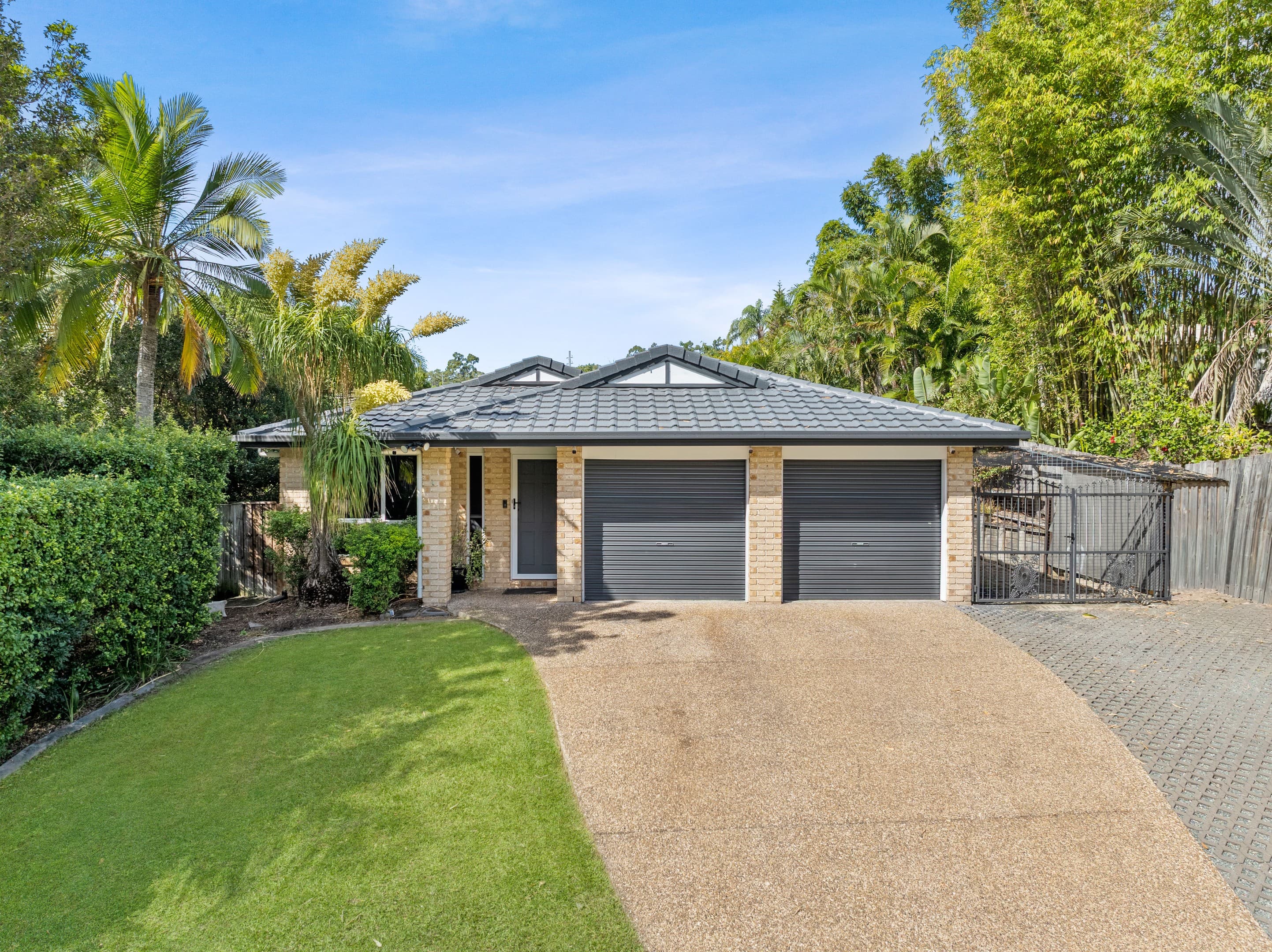 4 Mahogany Court, Beenleigh — photo 1 of 5