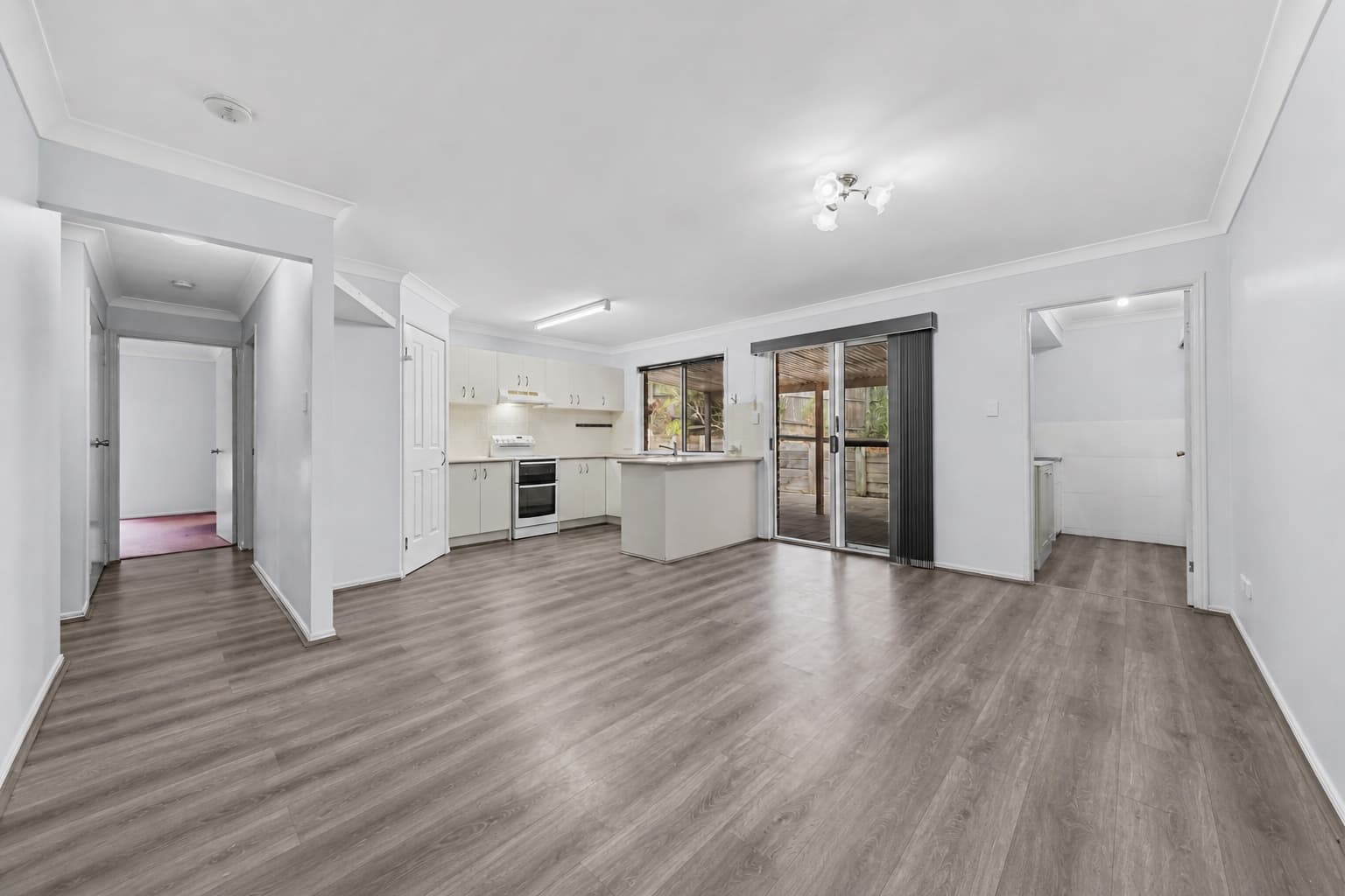 4 Mahogany Court, Beenleigh — photo 3 of 5