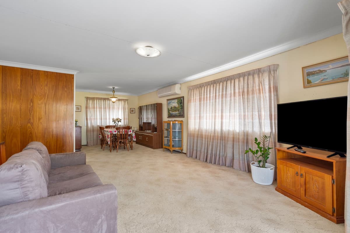 4 Wheatley Street, Sunnybank — photo 3 of 5