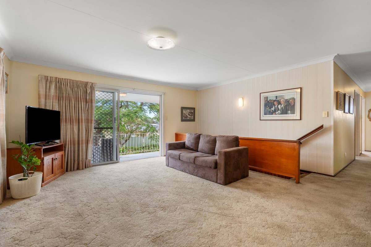 4 Wheatley Street, Sunnybank — photo 4 of 5