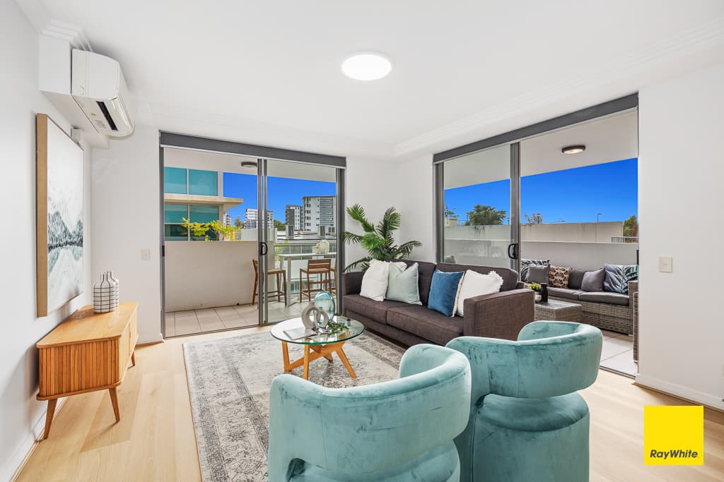208/392 Hamilton Road, Chermside — photo 1 of 5