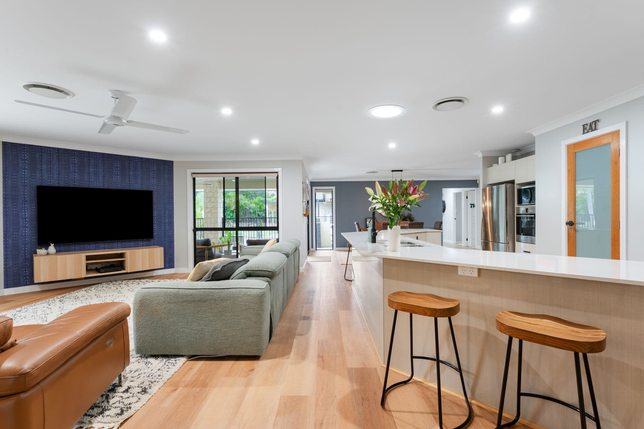45 Eucalypt Place, Heritage Park — photo 4 of 5