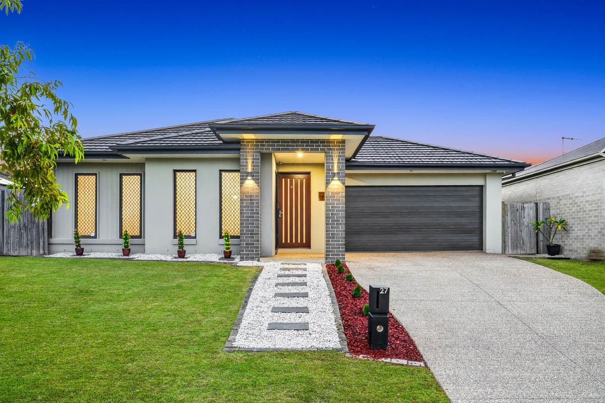 27 Maudsley Crescent, Collingwood Park — photo 1 of 5