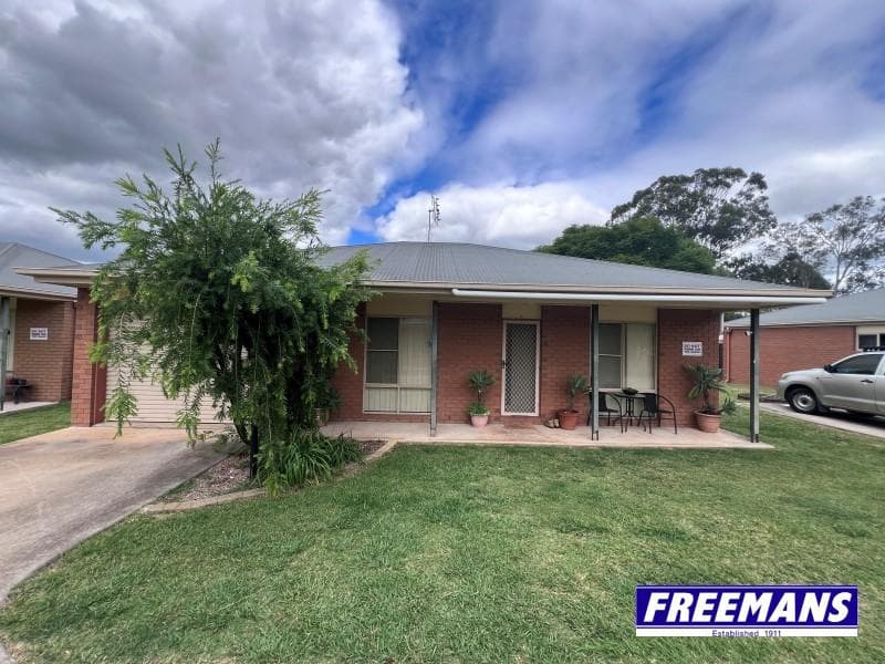 9 27-29 James street, Kingaroy — photo 1 of 5