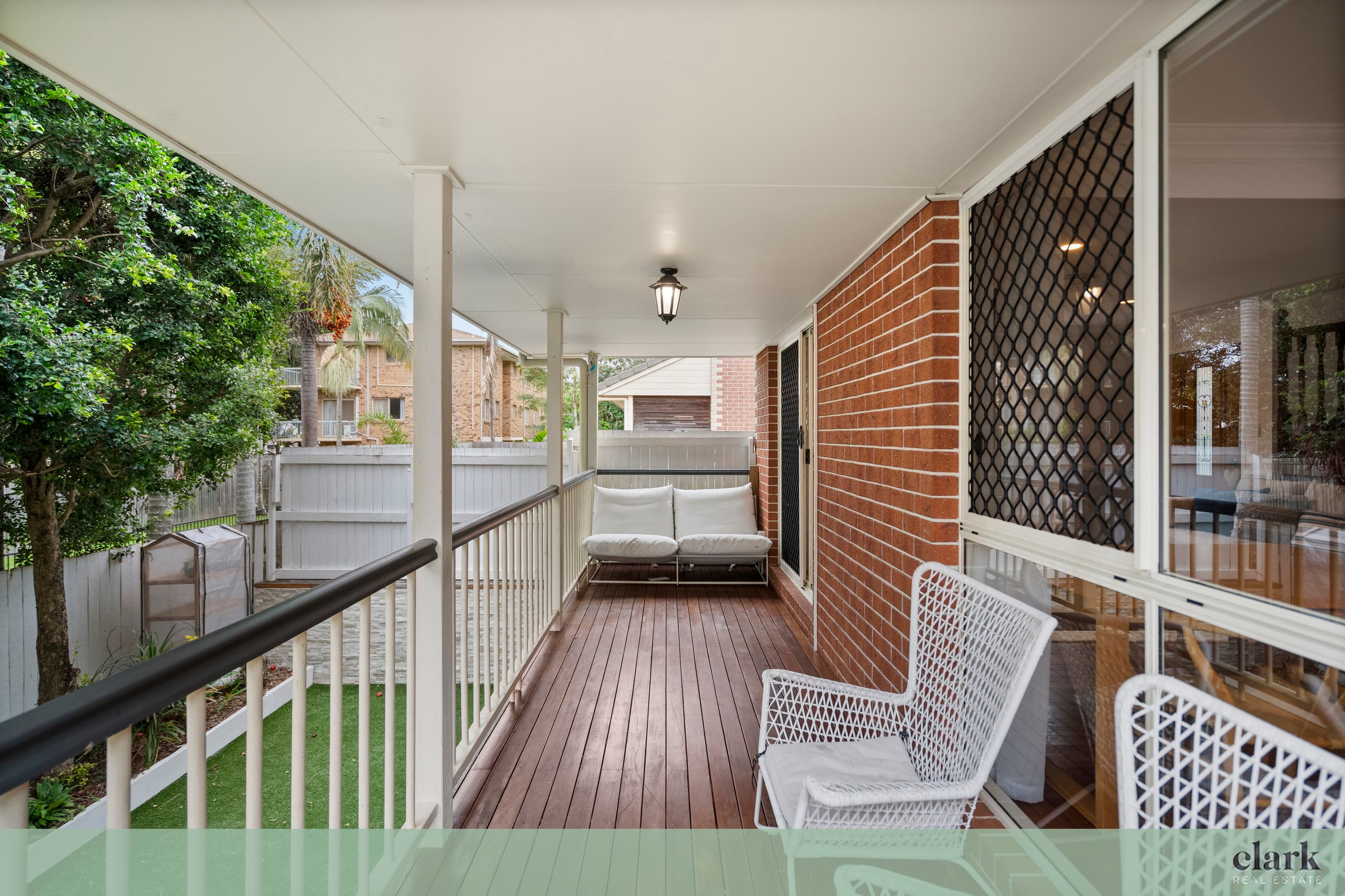 4/129 Franz Road, Clayfield — photo 1 of 5
