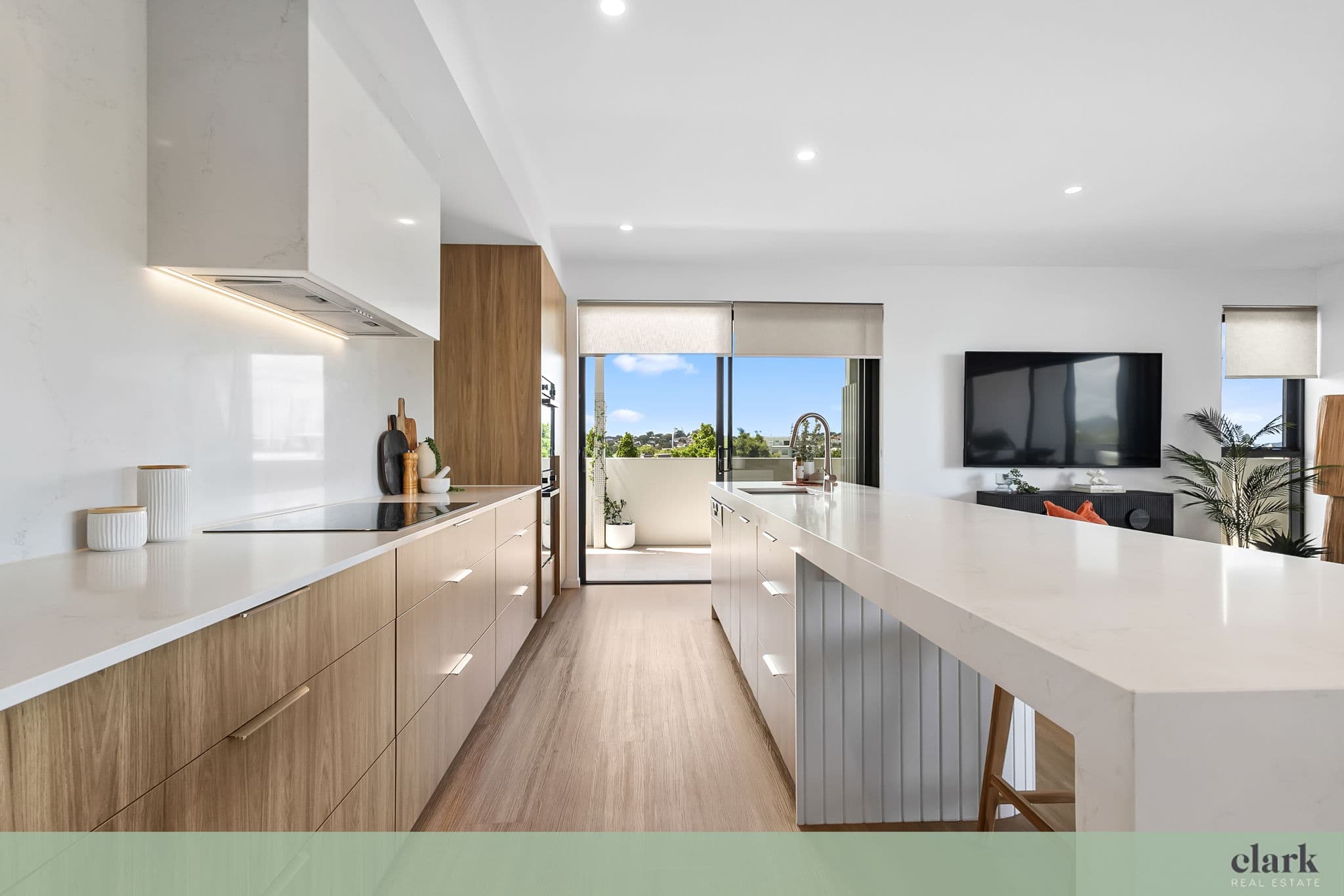 16/21 Lamington Avenue, Lutwyche — photo 1 of 5