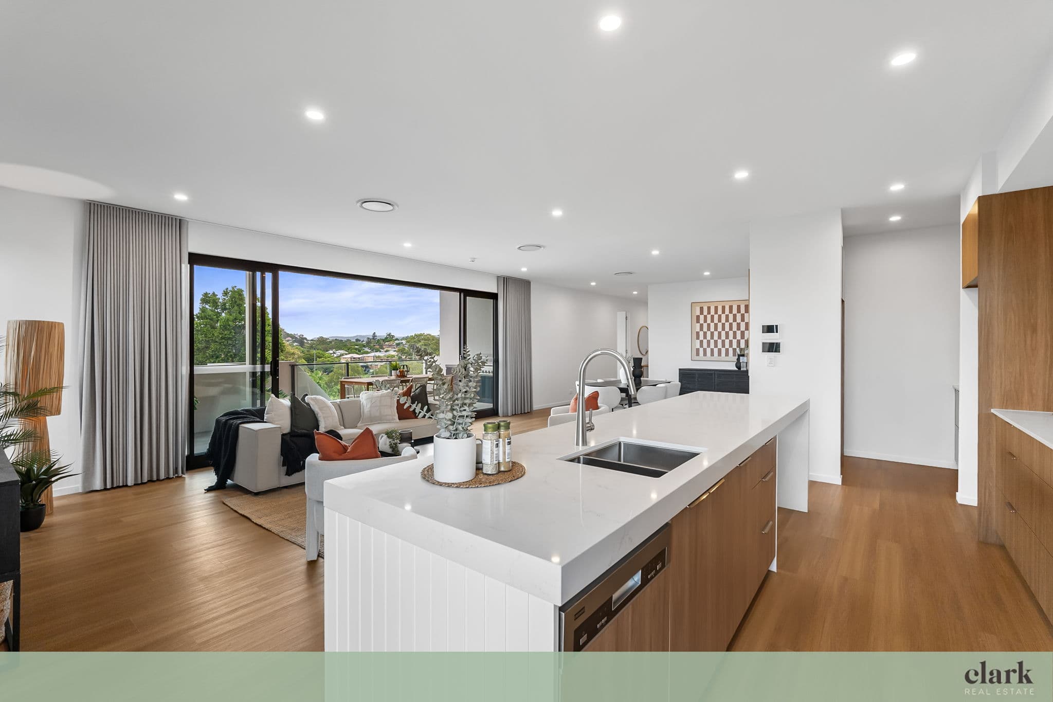 16/21 Lamington Avenue, Lutwyche — photo 4 of 5