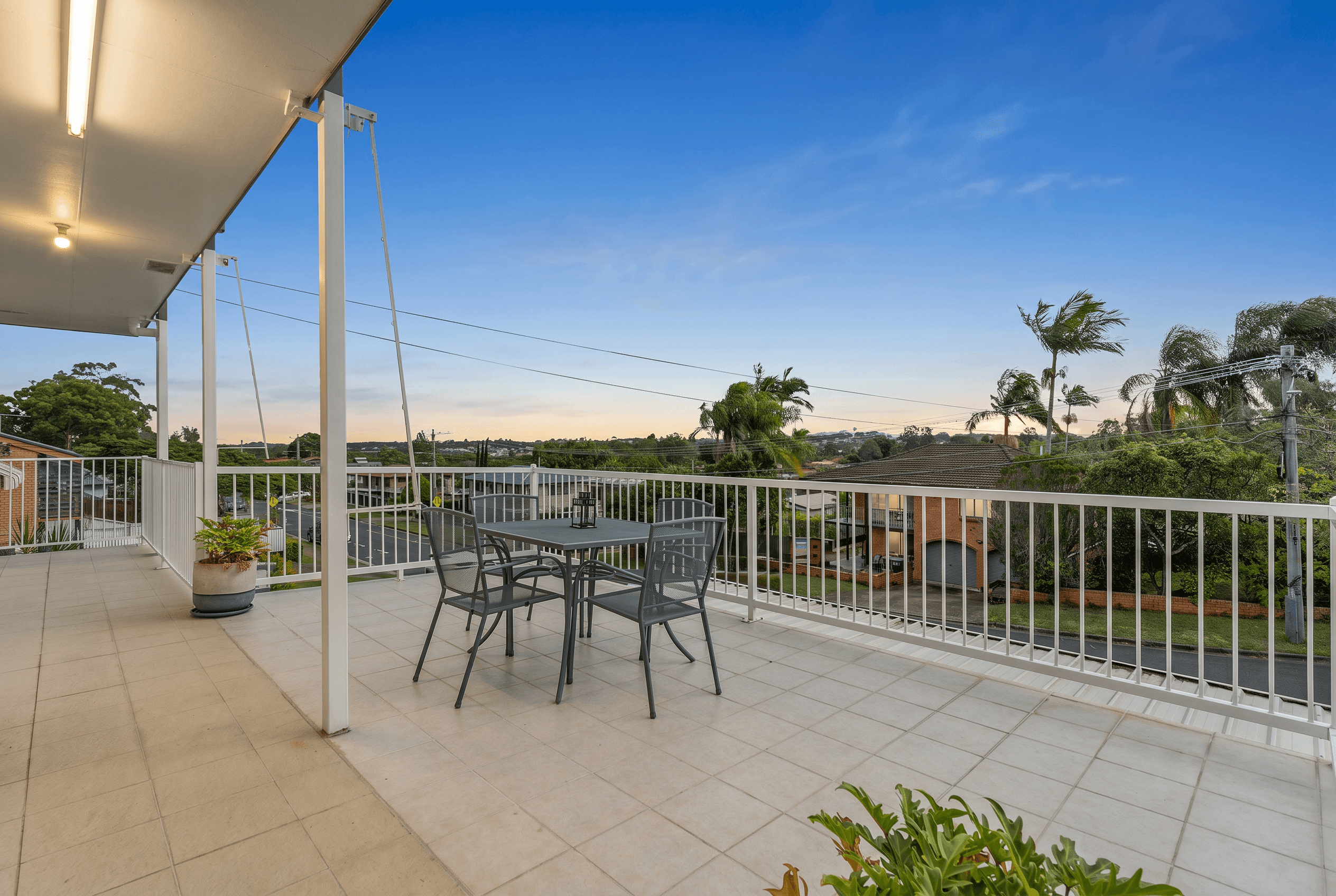 47 Narelle Crescent, Rochedale South — photo 4 of 5