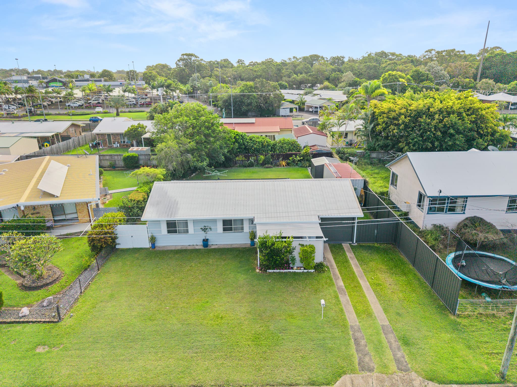 7 Riley Street, Urangan — photo 1 of 5