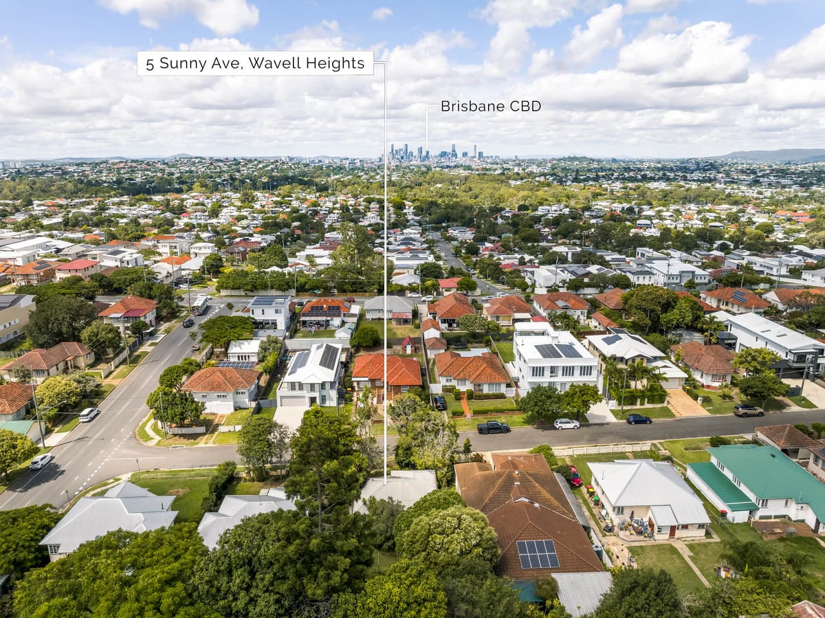 5 Sunny Avenue, Wavell Heights — photo 3 of 5